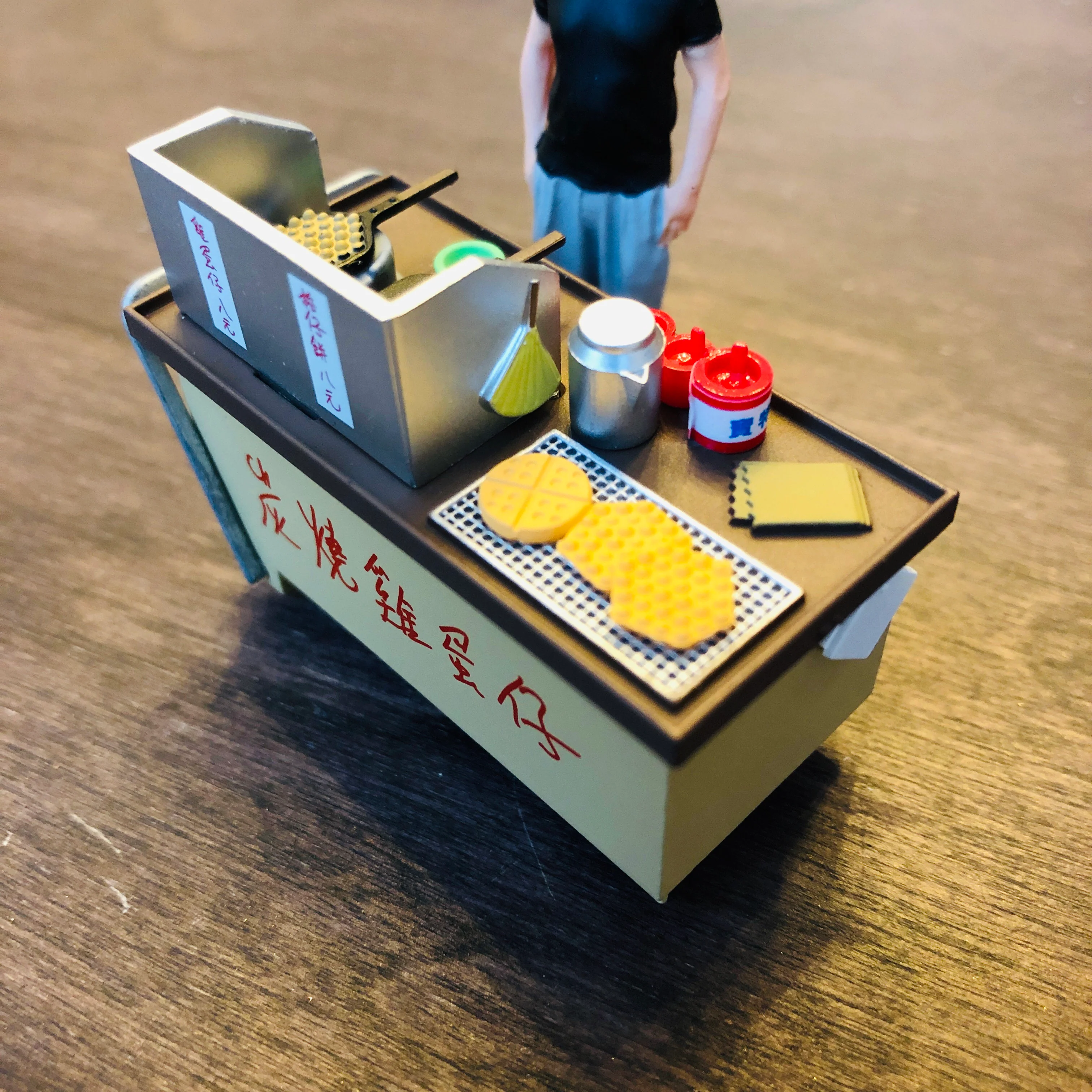 TINY 微影 1/35 Egg Puff Cartful 炭燒雞蛋仔車仔檔 02 (ATC35006) - Image 5
