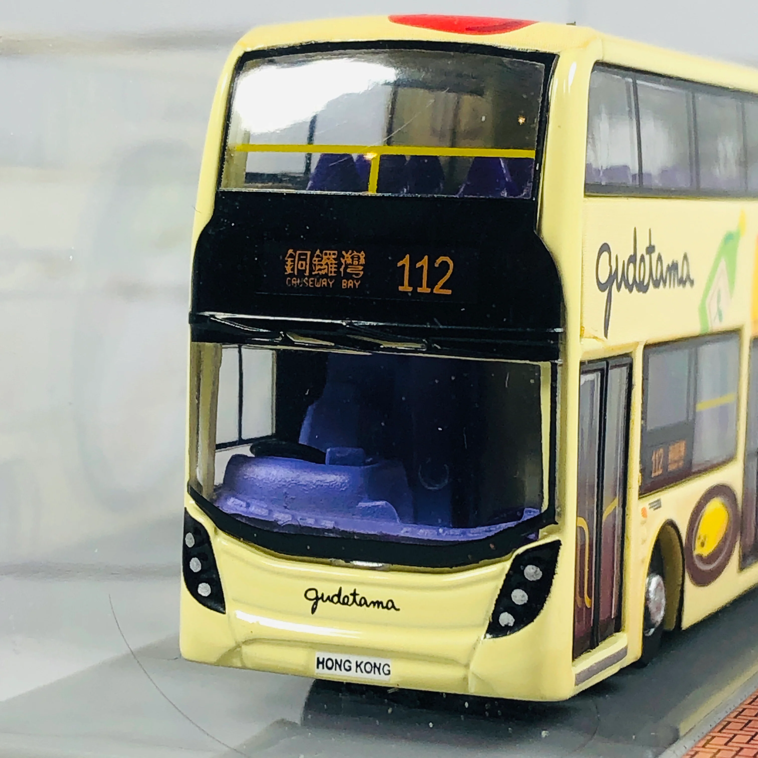 80M Diecast Gudetama Bus CR120002 - Image 7