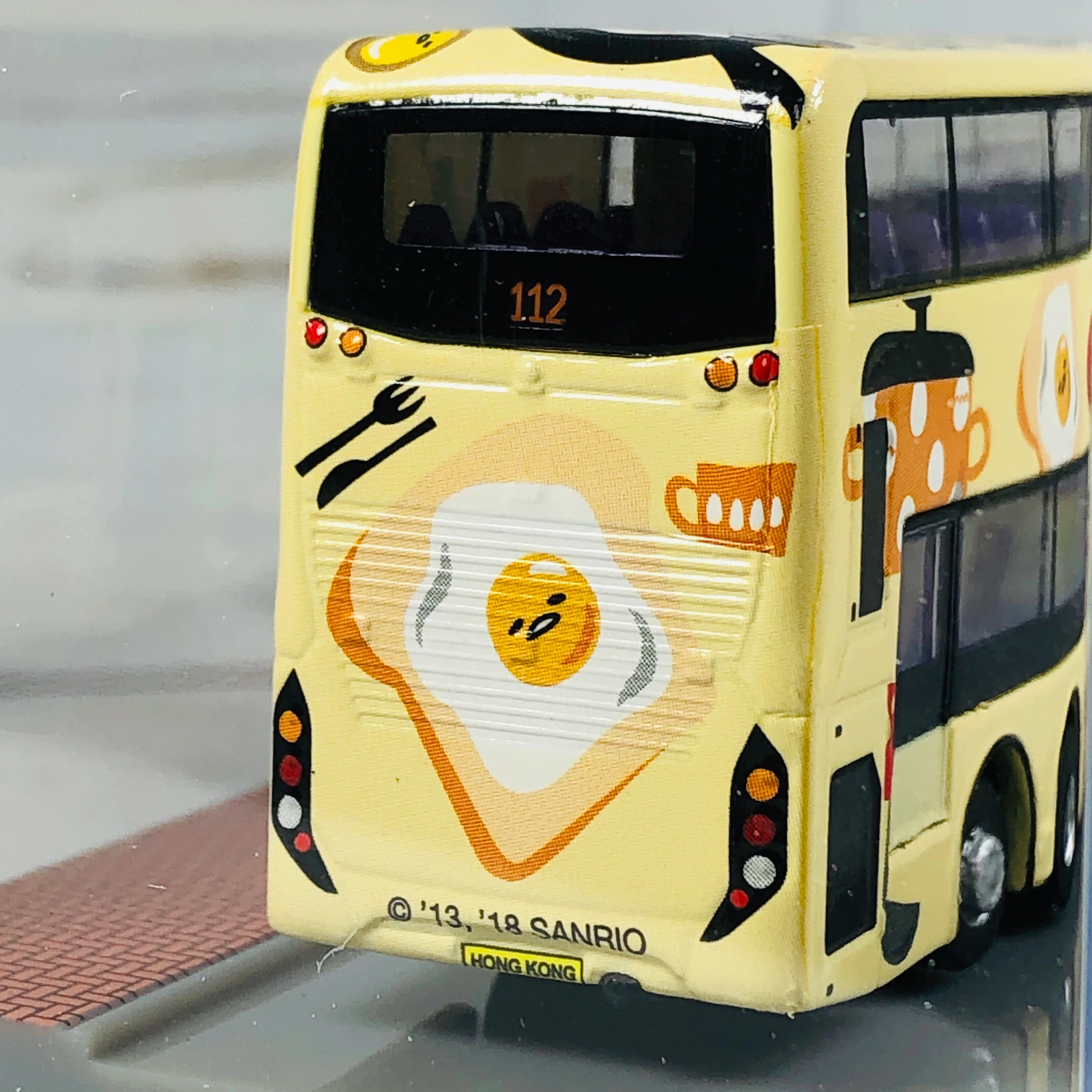 80M Diecast Gudetama Bus CR120002 - Image 8
