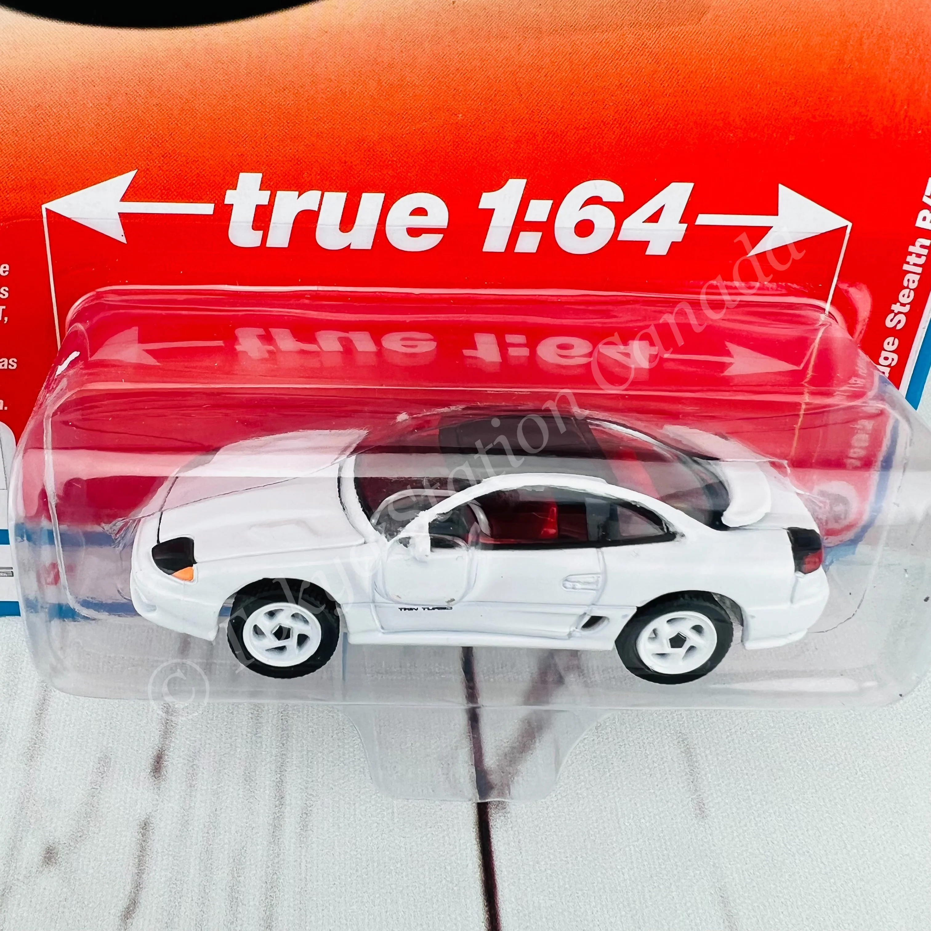 AUTO WORLD 1/64 1992 Dodge Stealth R/T Twin Turbo White 849398045398 - Image 2