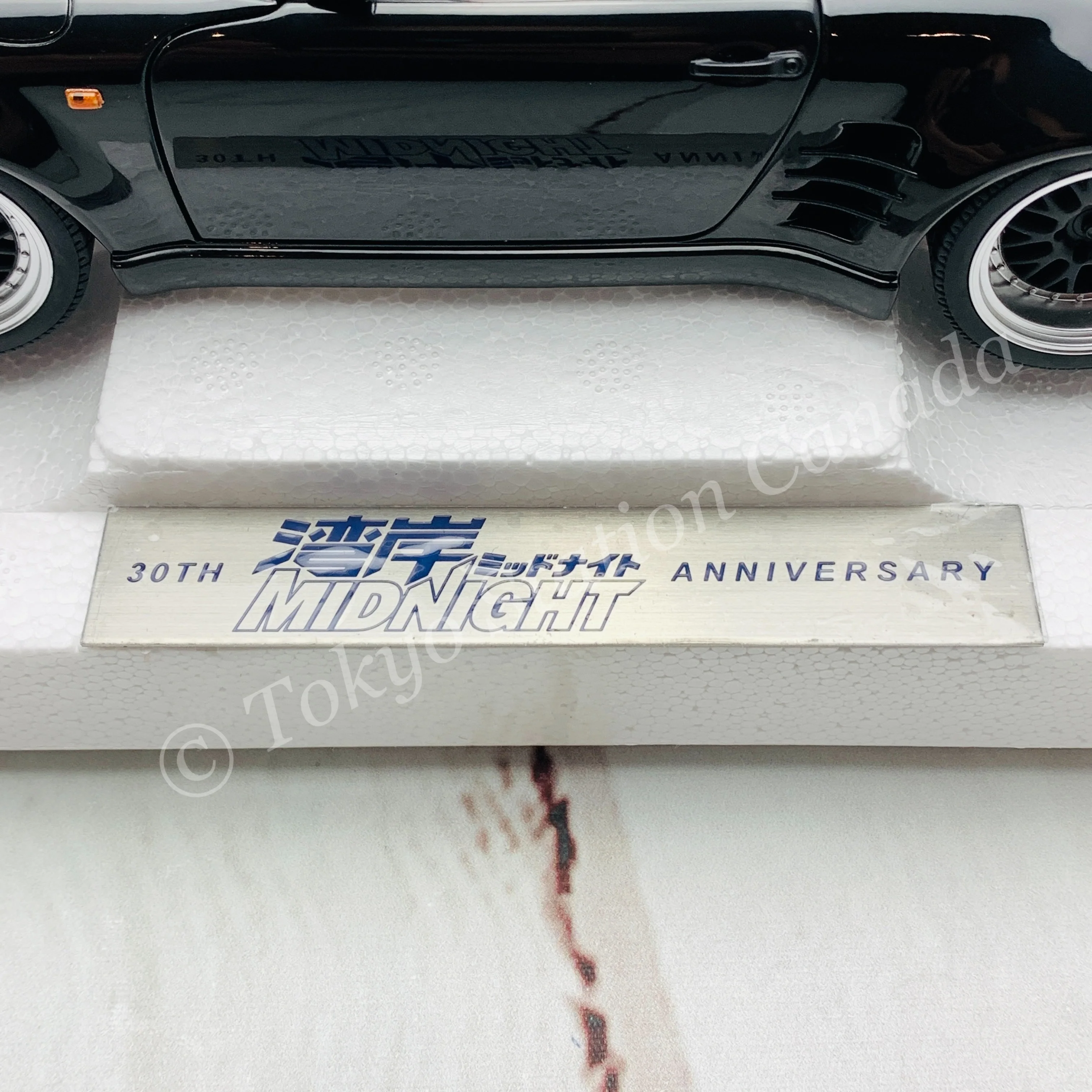 AUTOart 1/18 Porsche 911 (930) Turbo WANGAN MIDNIGHT "Blackbird" (30th Anniversary) 78157 - Image 7
