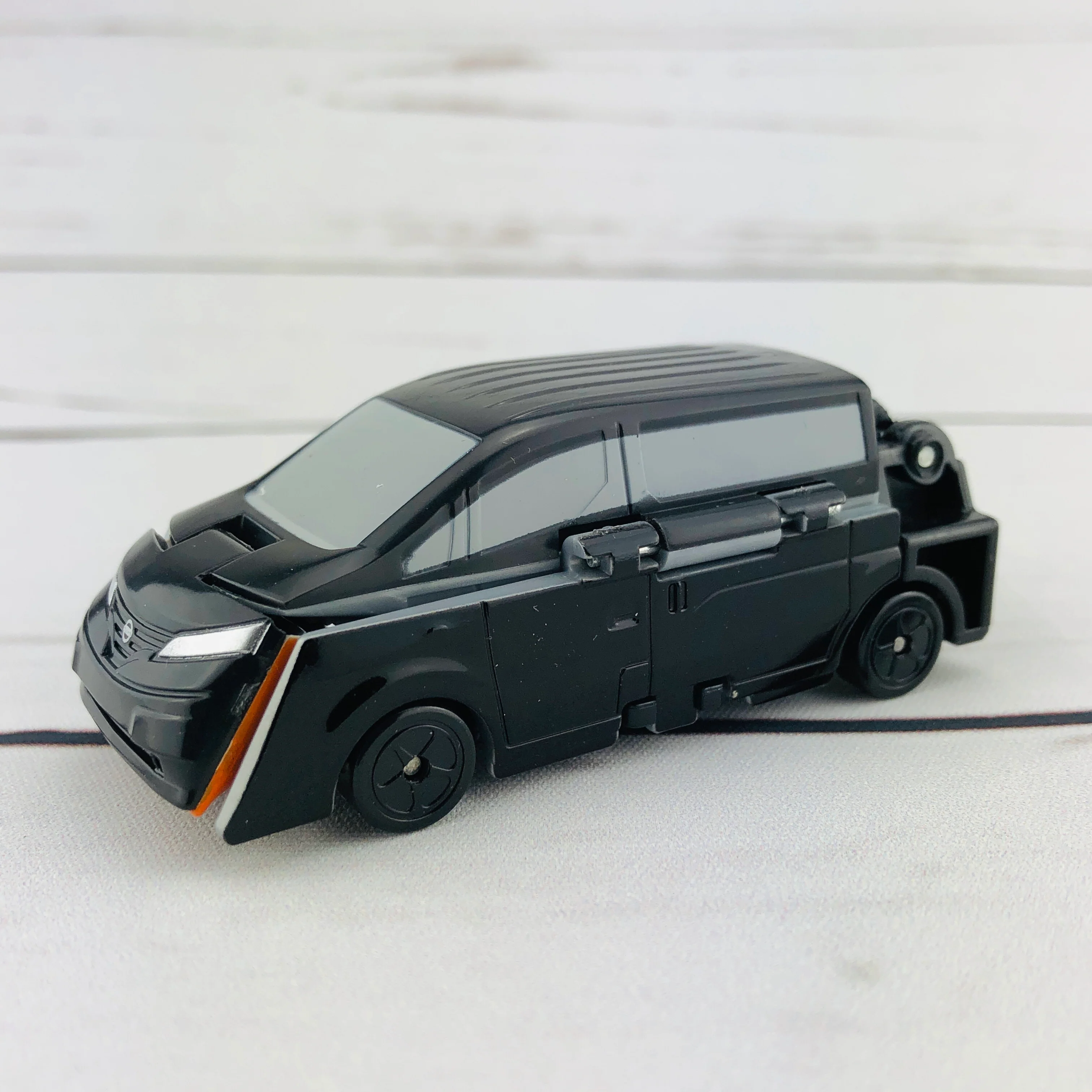 BANDAI Ultra Party Guardians e-NV200 - Image 9