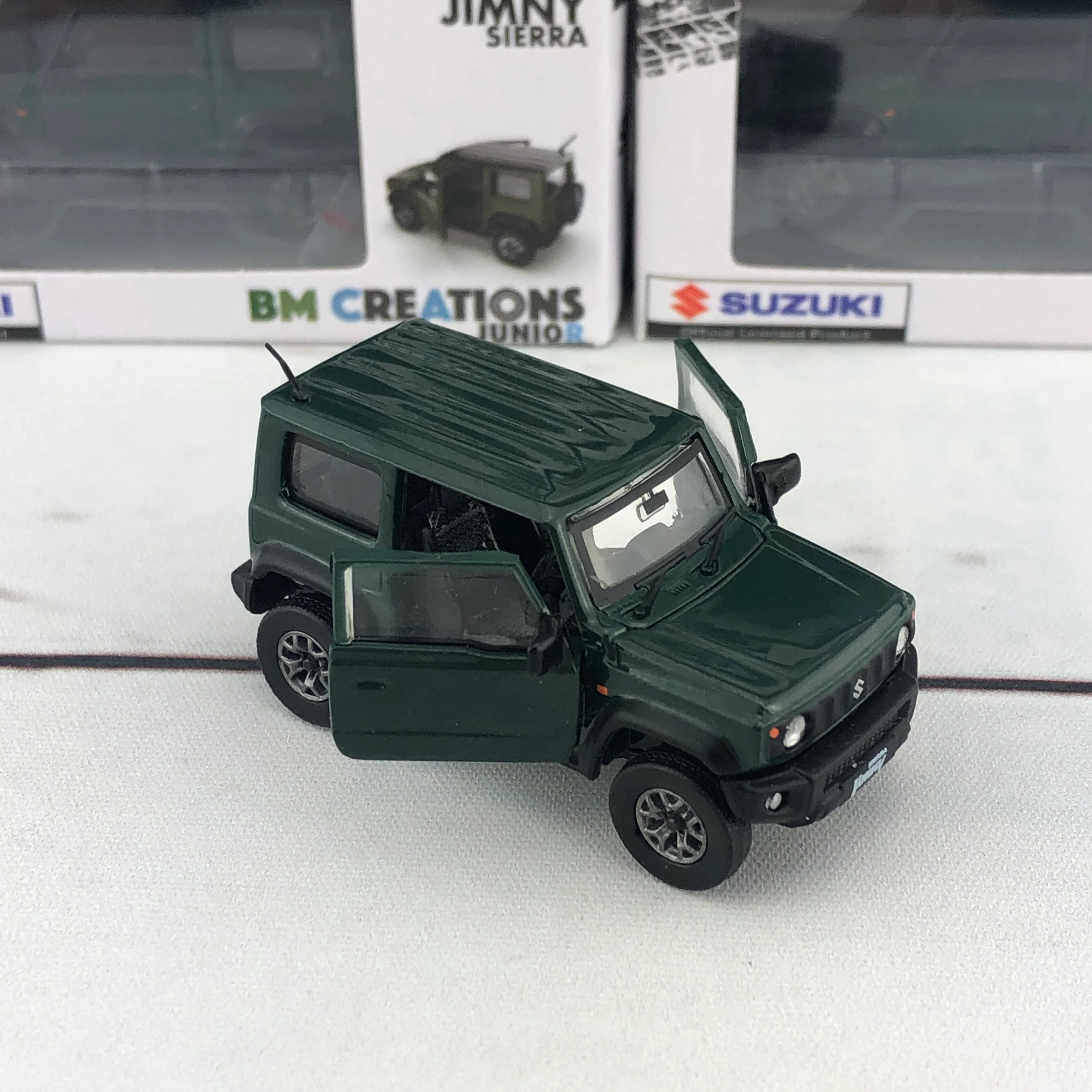 BM CREATIONS 1/64 Suzuki Jimny Sierra (JB74) RHD - Jungle Green (ZZC) 64B0005 - Image 6