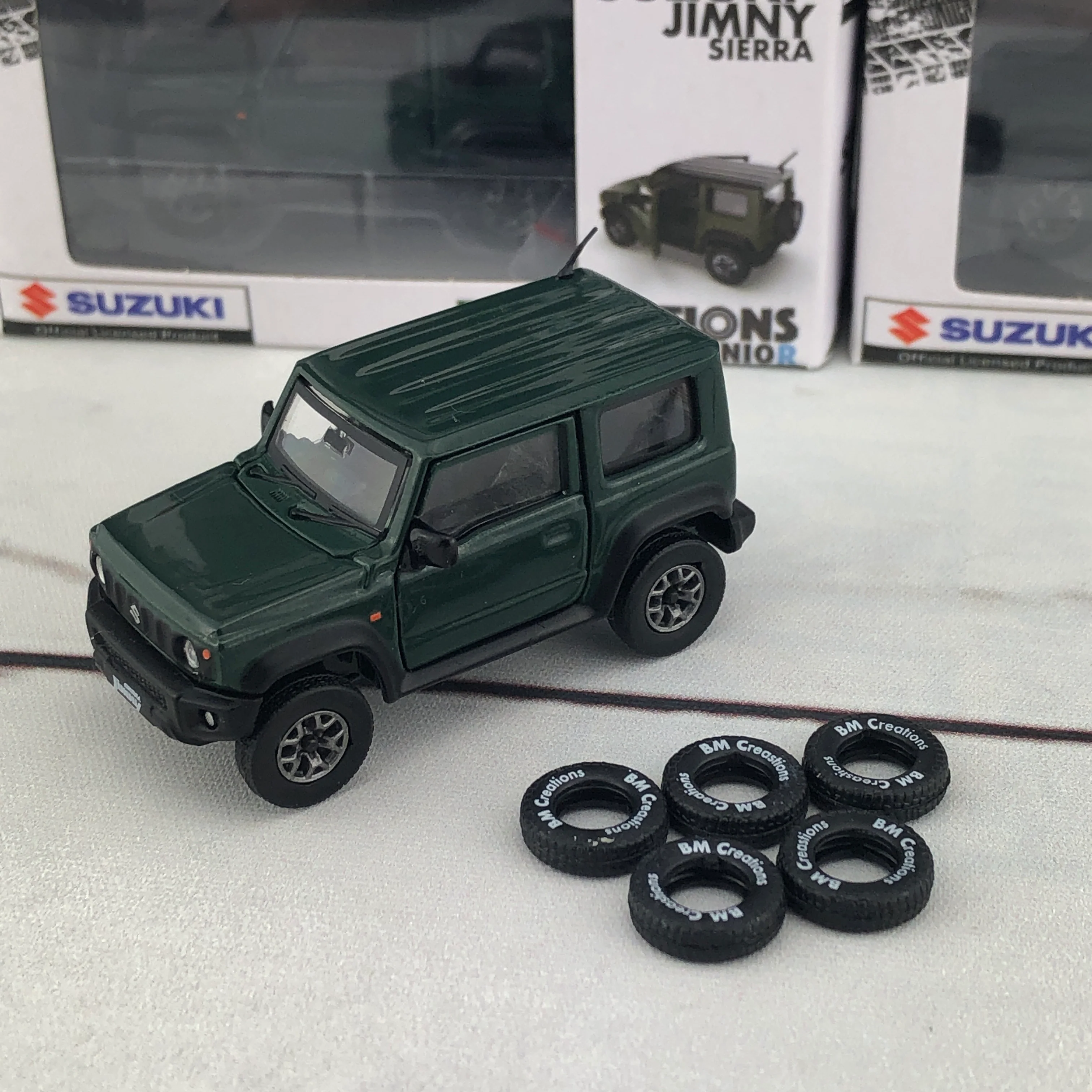 BM CREATIONS 1/64 Suzuki Jimny Sierra (JB74) RHD - Jungle Green (ZZC) 64B0005 - Image 7