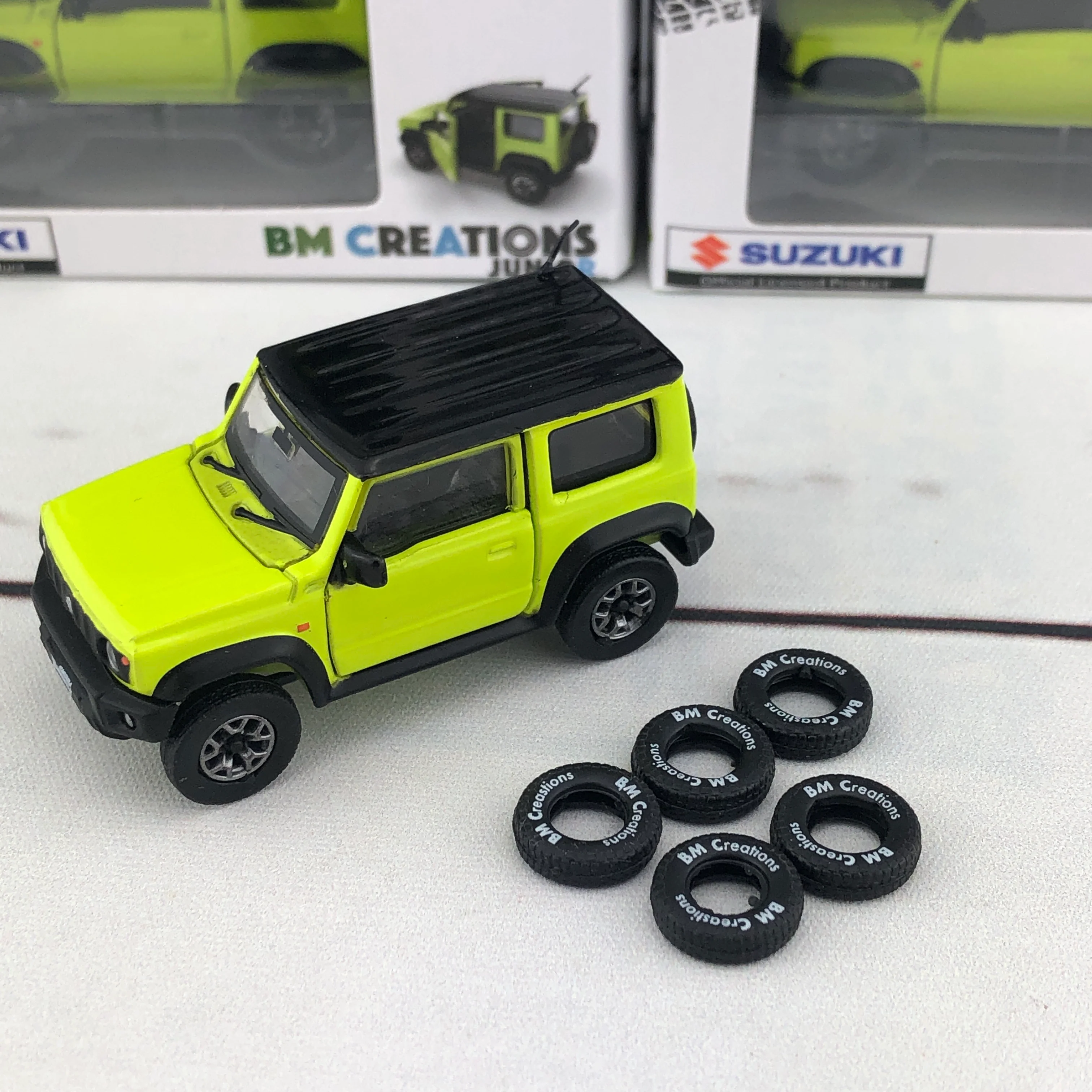 BM CREATIONS 1/64 Suzuki Jimny Sierra (JB74) RHD - Kinetic Yellow/Bluish Black Pearl 3 Top 64B0003 - Image 7