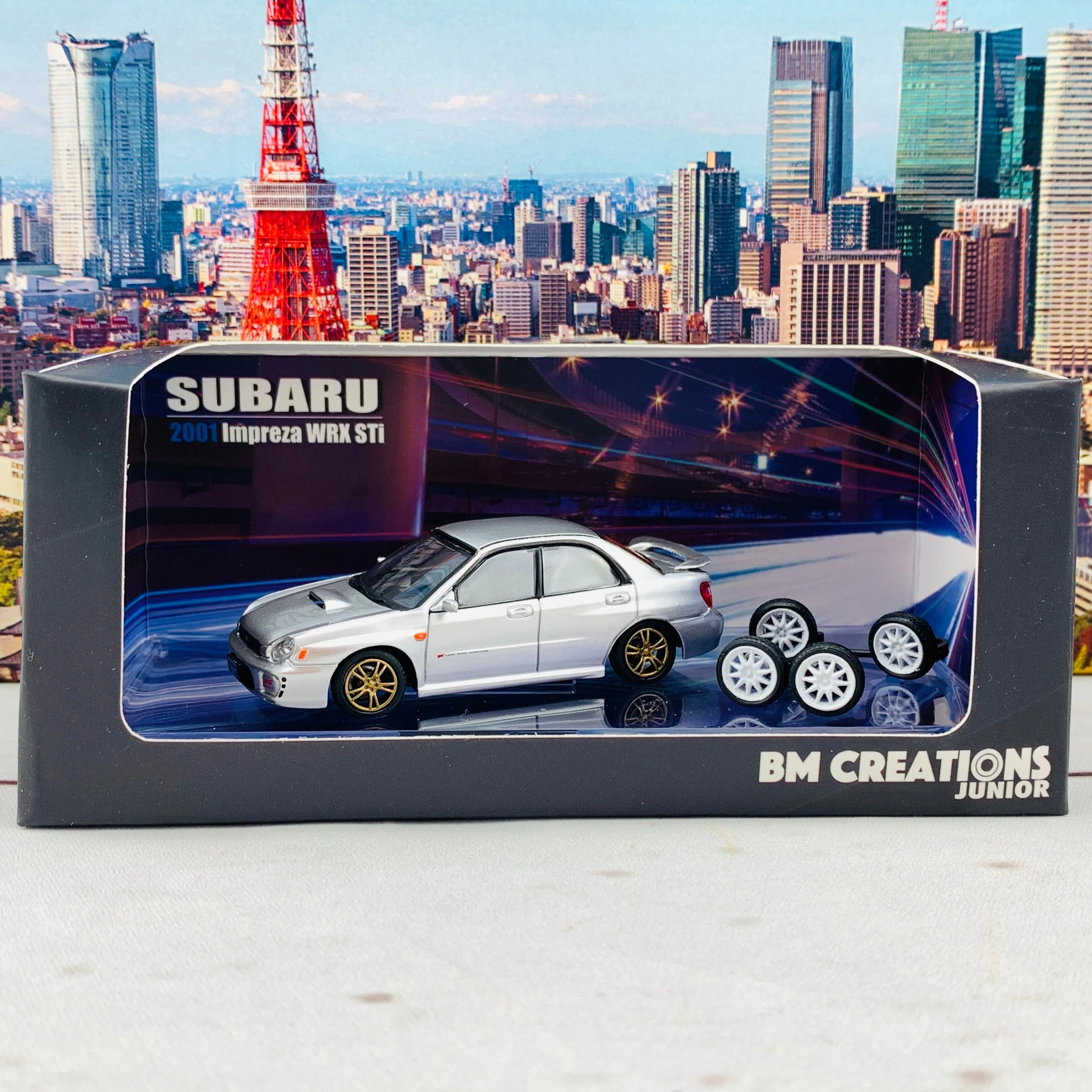 BM Creations JUNIOR 1/64 Mitsubishi Lancer Evolution VII SILVER LHD 64B0087 - Image 4