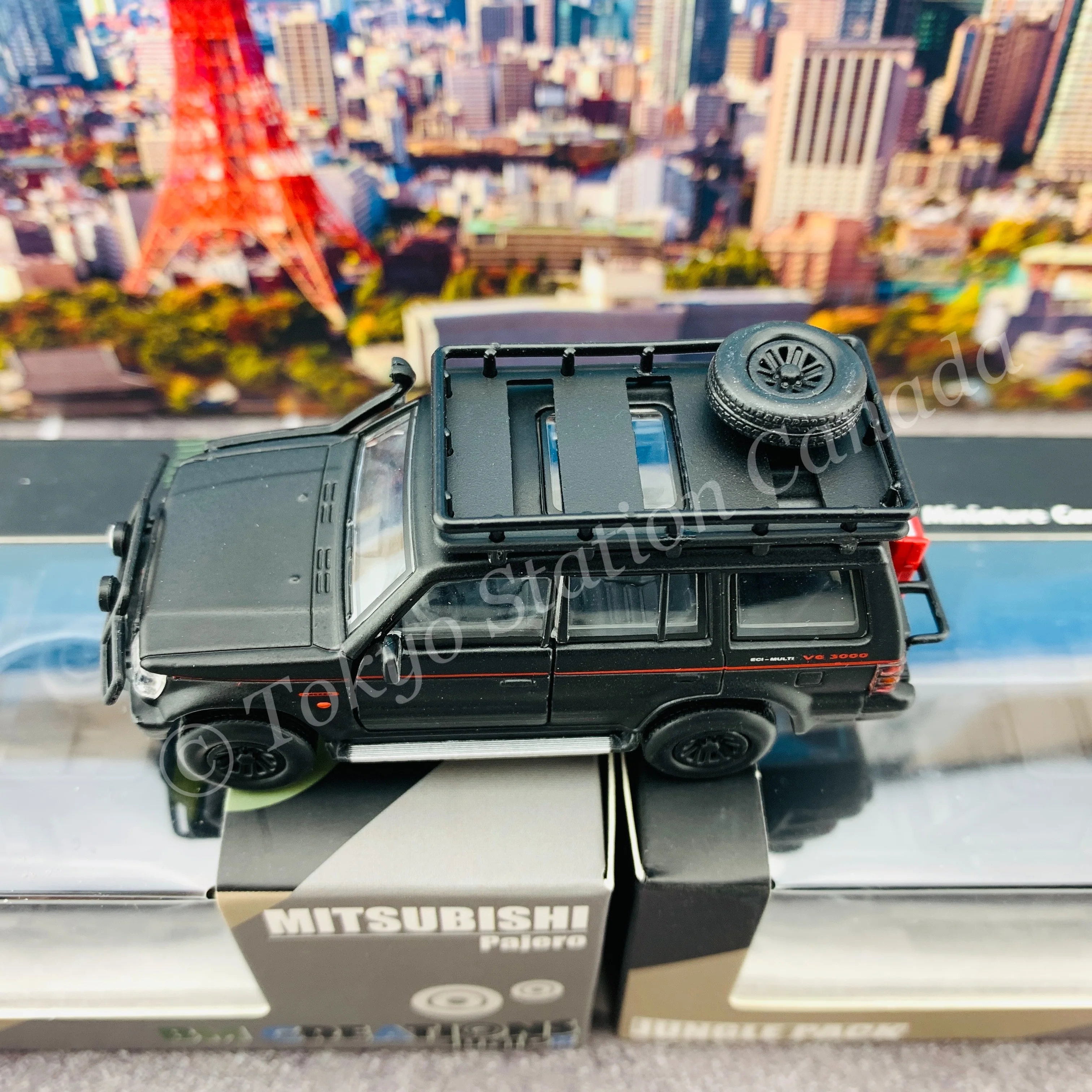 BM CREATIONS JUNIOR 1/64 Mitsubishi Pajero 2nd Generation JUNGLE PACK Matt Black LHD 64B0043 - Image 6