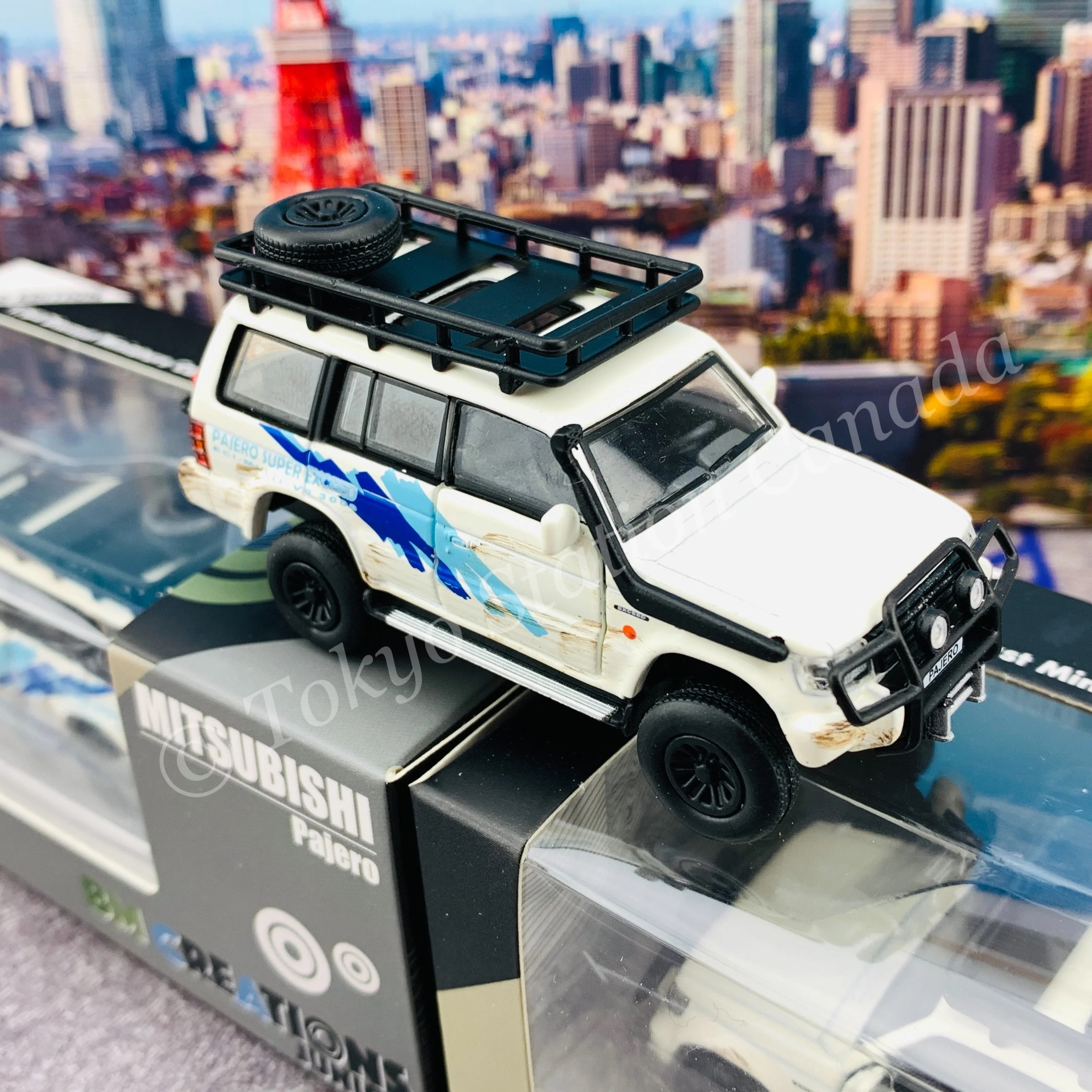 BM CREATIONS JUNIOR 1/64 Mitsubishi Pajero 2nd Generation JUNGLE PACK White LHD 64B0055 - Image 5