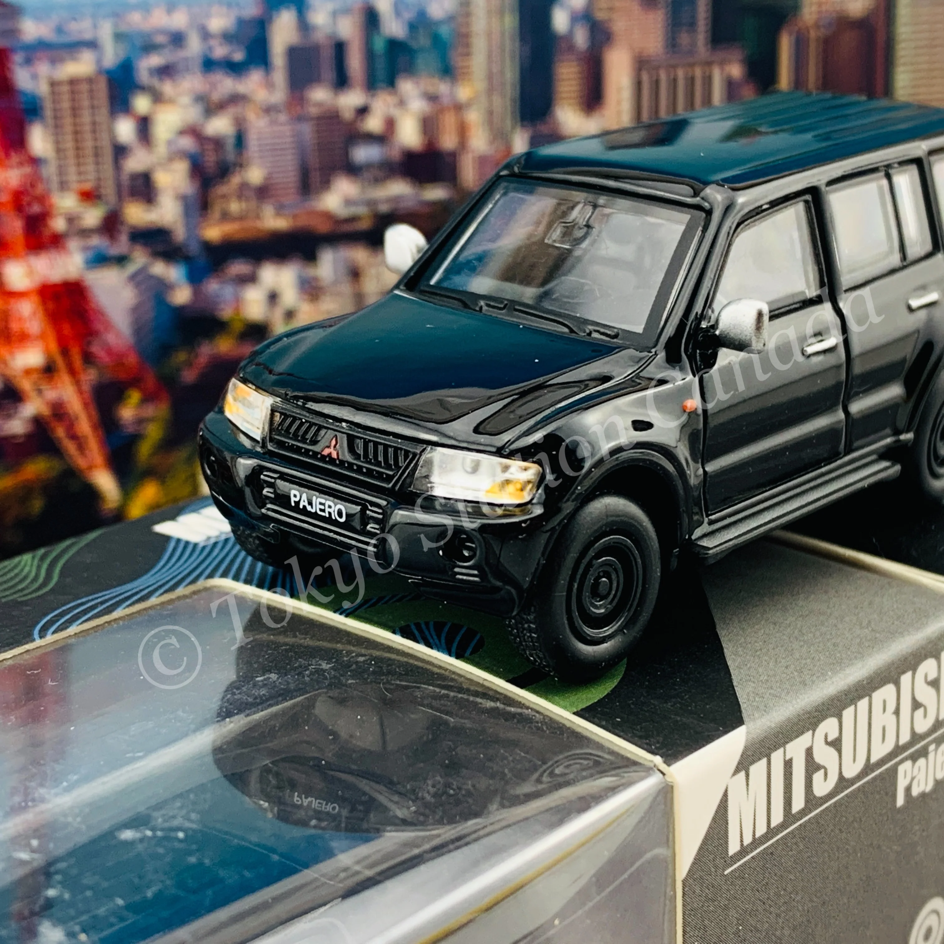 BM CREATIONS JUNIOR 1/64 Mitsubishi Pajero 3rd Generation 2003 BLACK LHD 64B0041 - Image 3