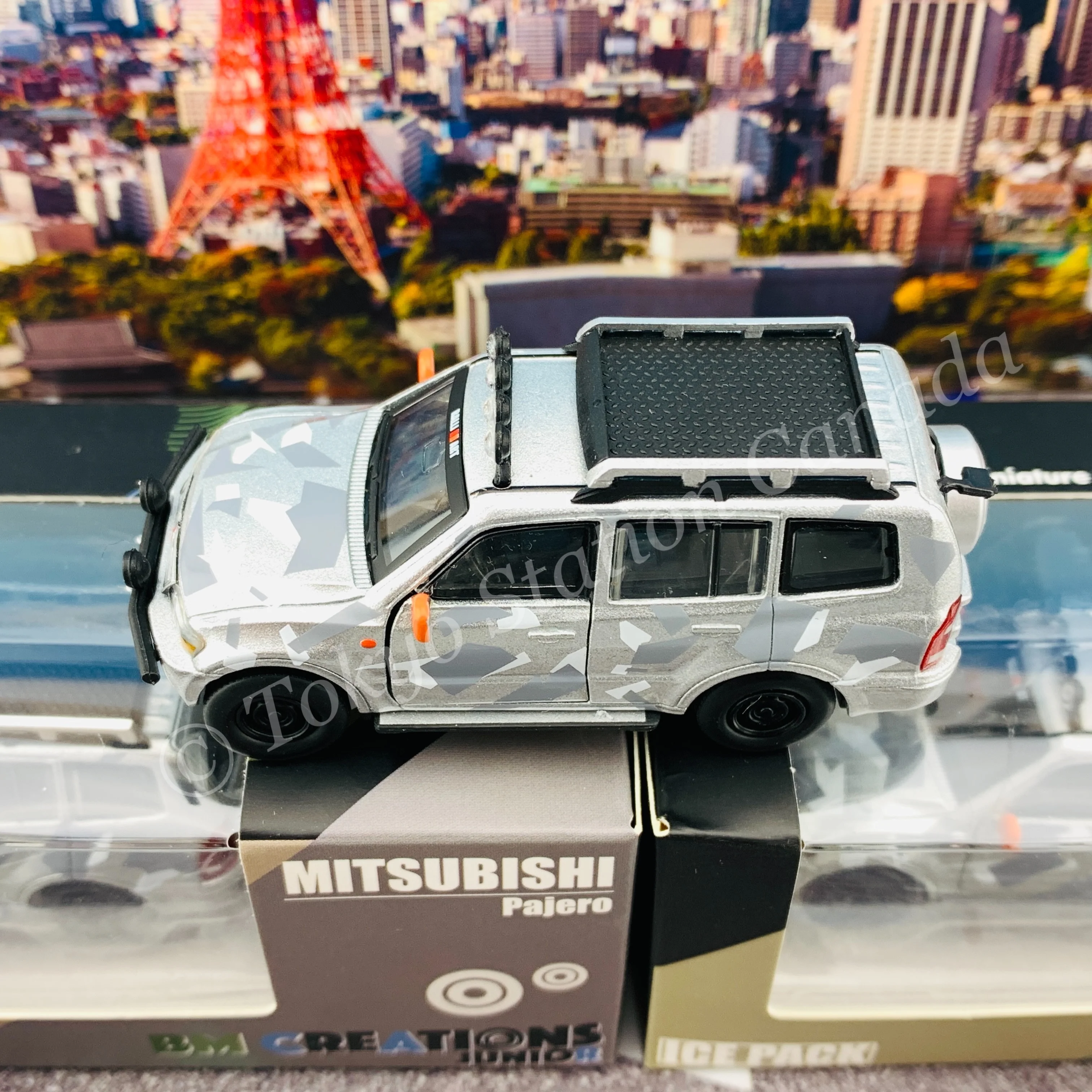 BM CREATIONS JUNIOR 1/64 Mitsubishi Pajero 3rd Generation ICE PACK LHD 64B0048 - Image 4