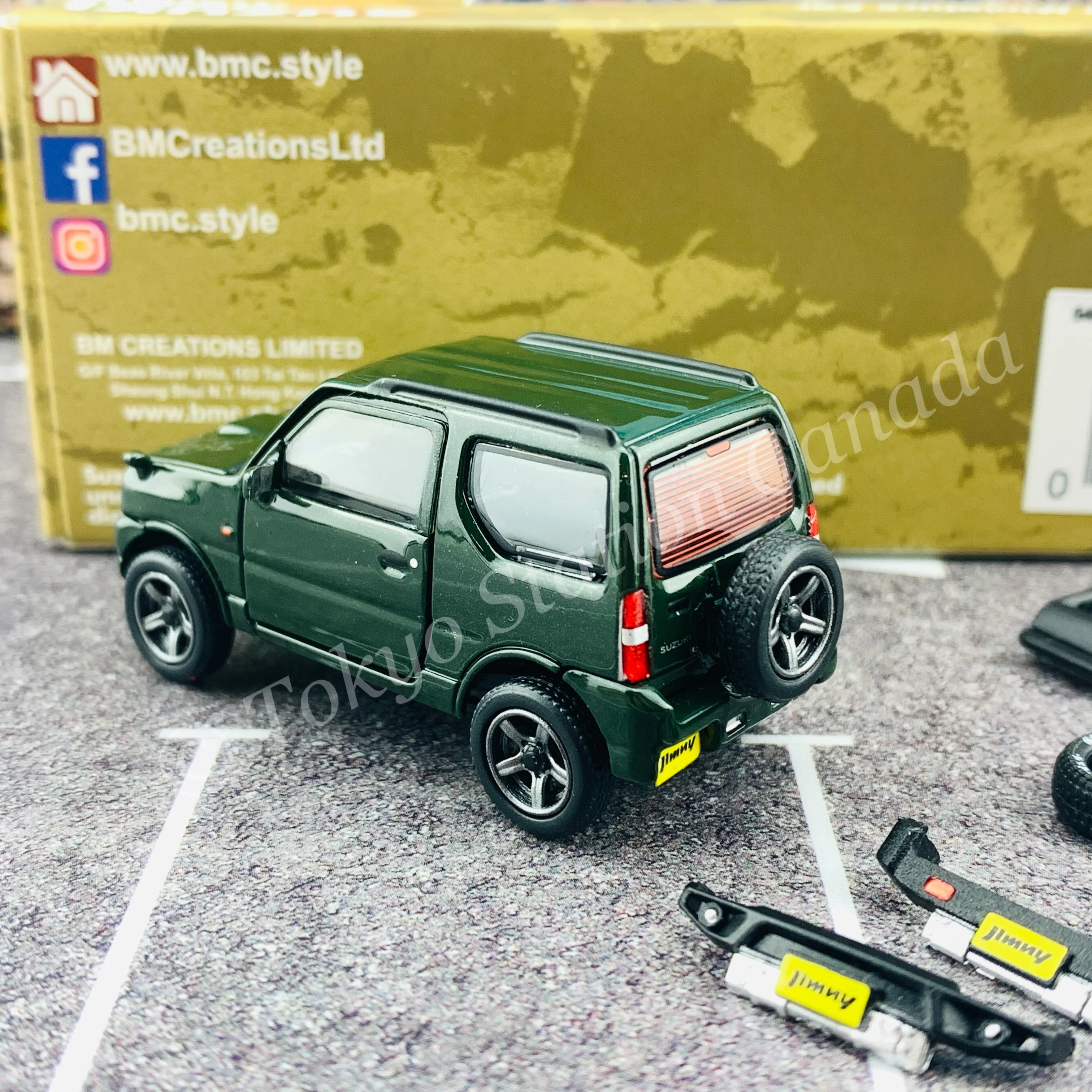 BM CREATIONS JUNIOR 1/64 Suzuki Jimny JB23 DARK GREEN RHD (With Offroad Package) 64B0068 - Image 4