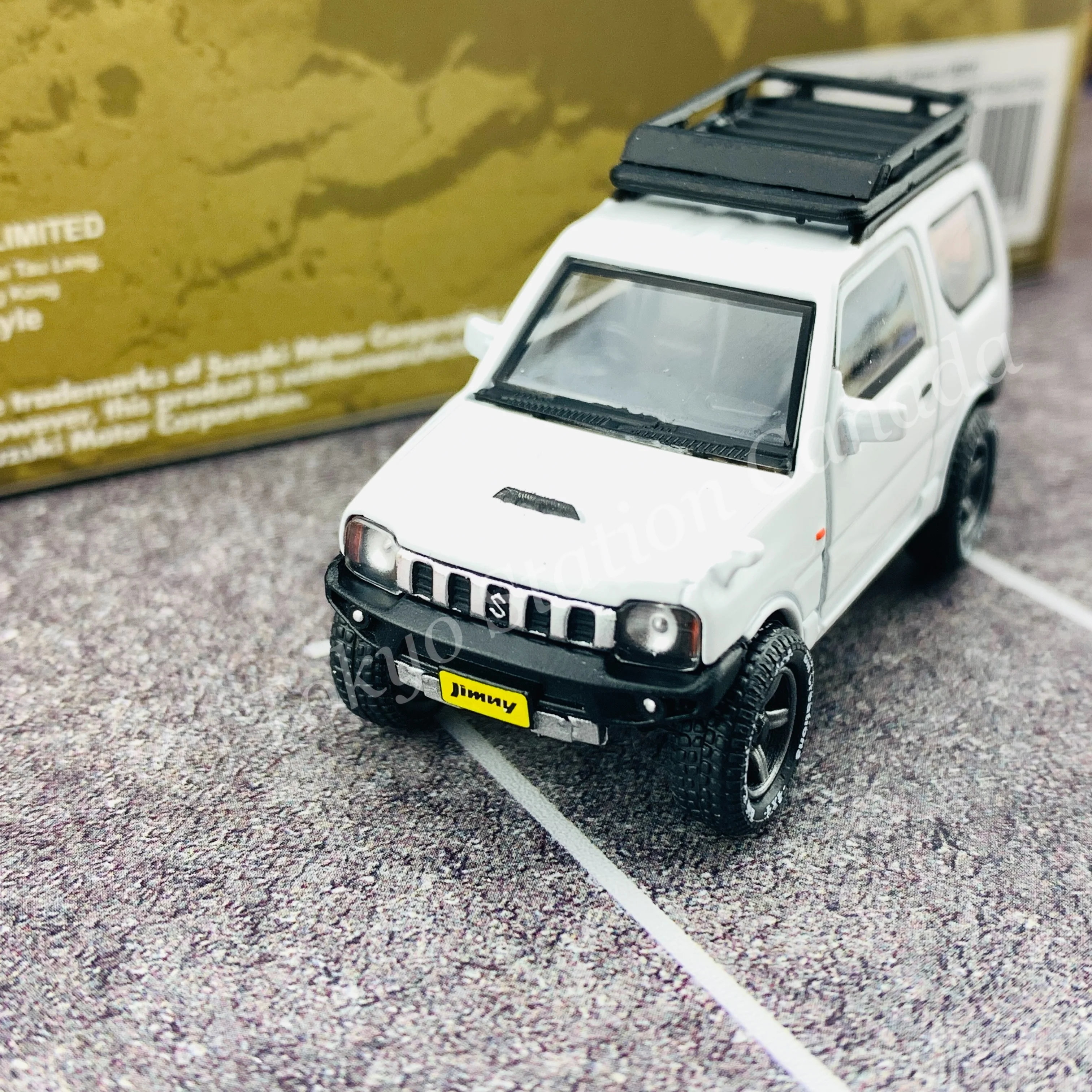 BM CREATIONS JUNIOR 1/64 Suzuki Jimny JB23 WHITE RHD (With Offroad Package) 64B0069 - Image 8
