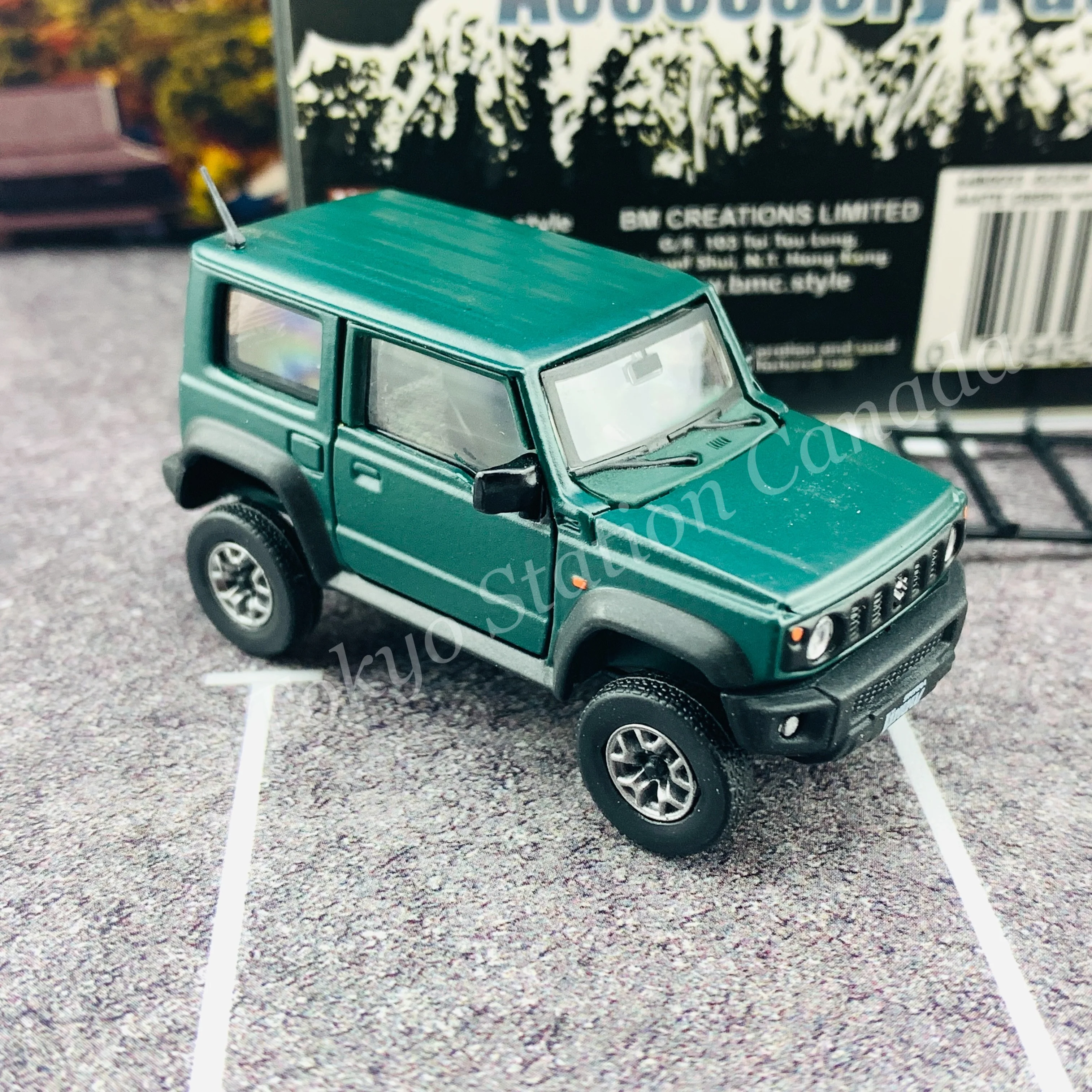 BM CREATIONS JUNIOR 1/64 Suzuki Jimny SIERRA JB74 with Accessory Pack Matt Green LHD 64B0033 - Image 6
