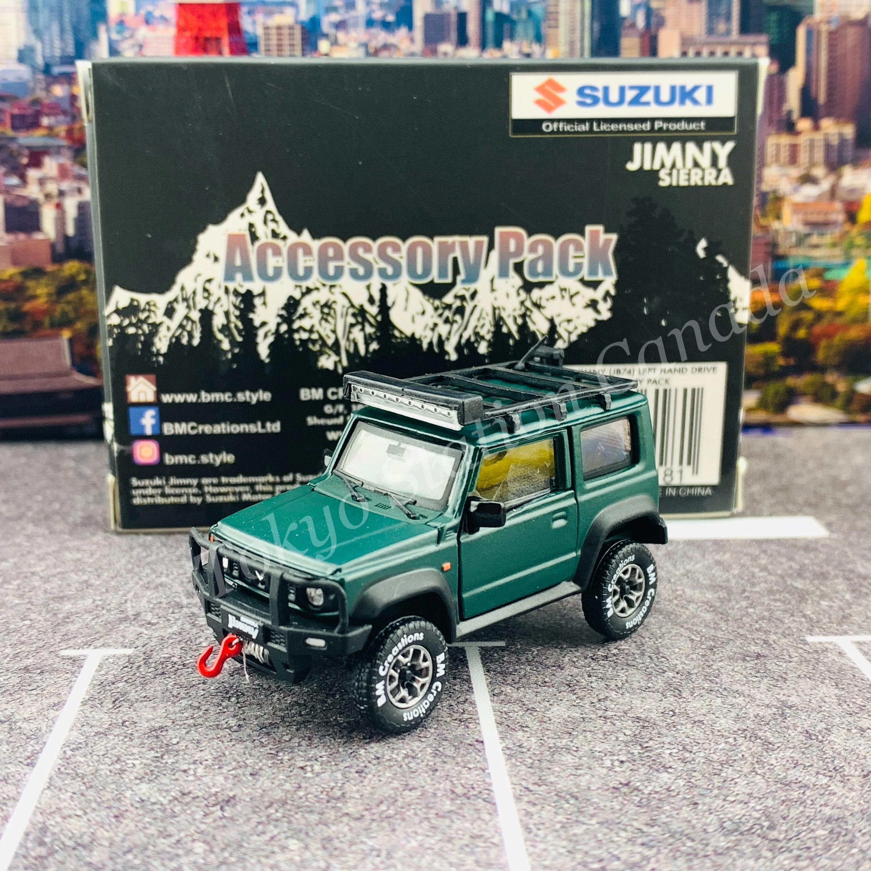 BM CREATIONS JUNIOR 1/64 Suzuki Jimny SIERRA JB74 with Accessory Pack Matt Green LHD 64B0033 - Image 8