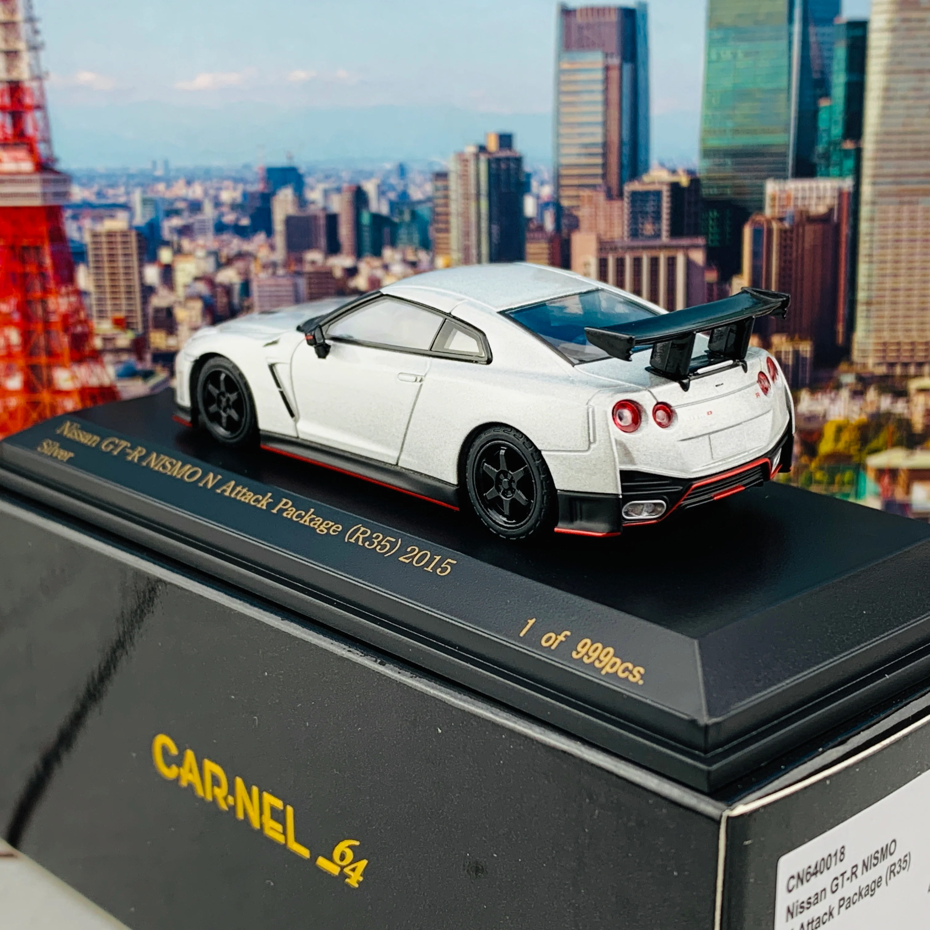 CAR-NEL 1/64 Nissan GTR Nismo N Attack Package R35 2015 Silver CN640018 - Image 2