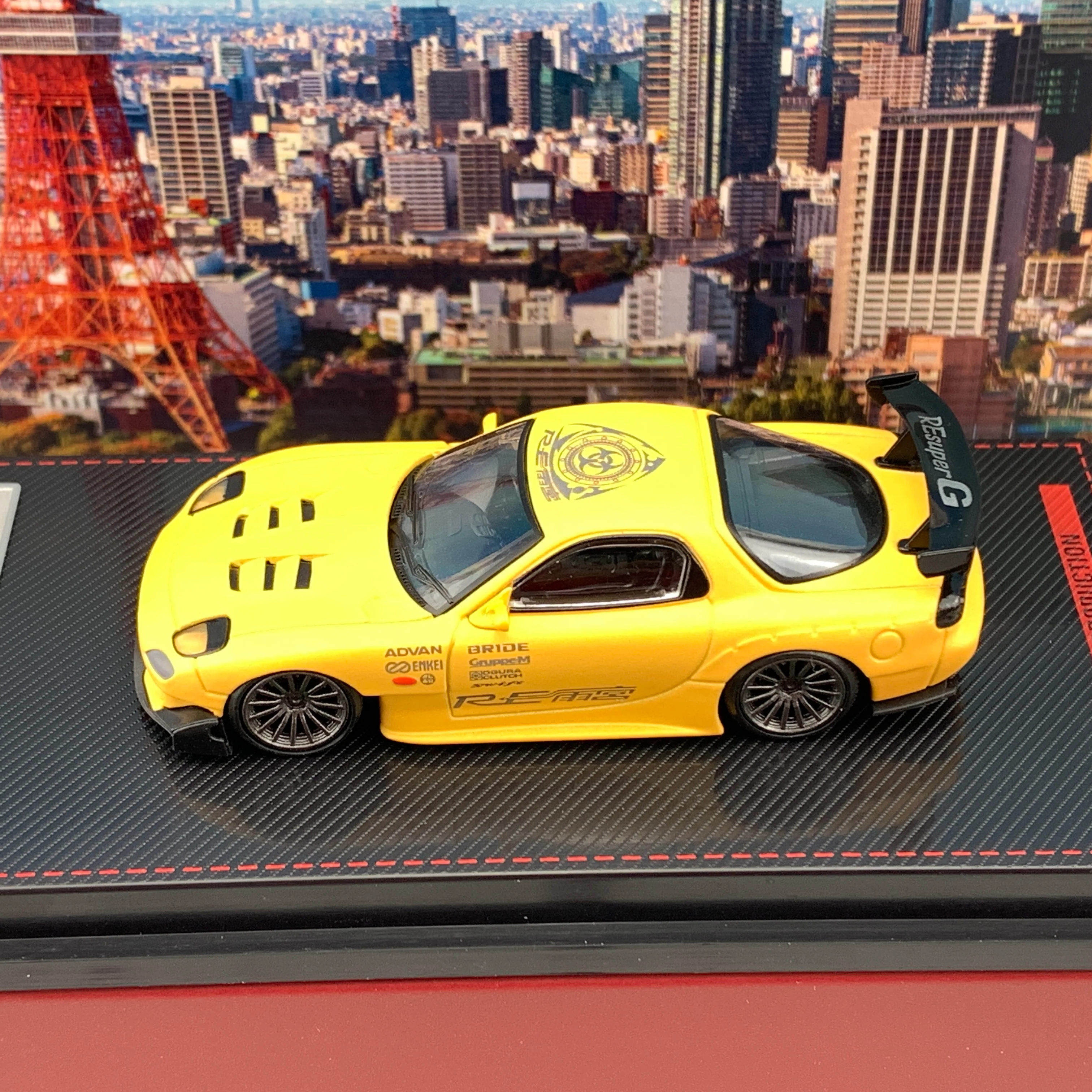 Ignition Model 1/64 Mazda RX7 FD3S RE Amemiya Matte Yellow IG2062 - Image 4