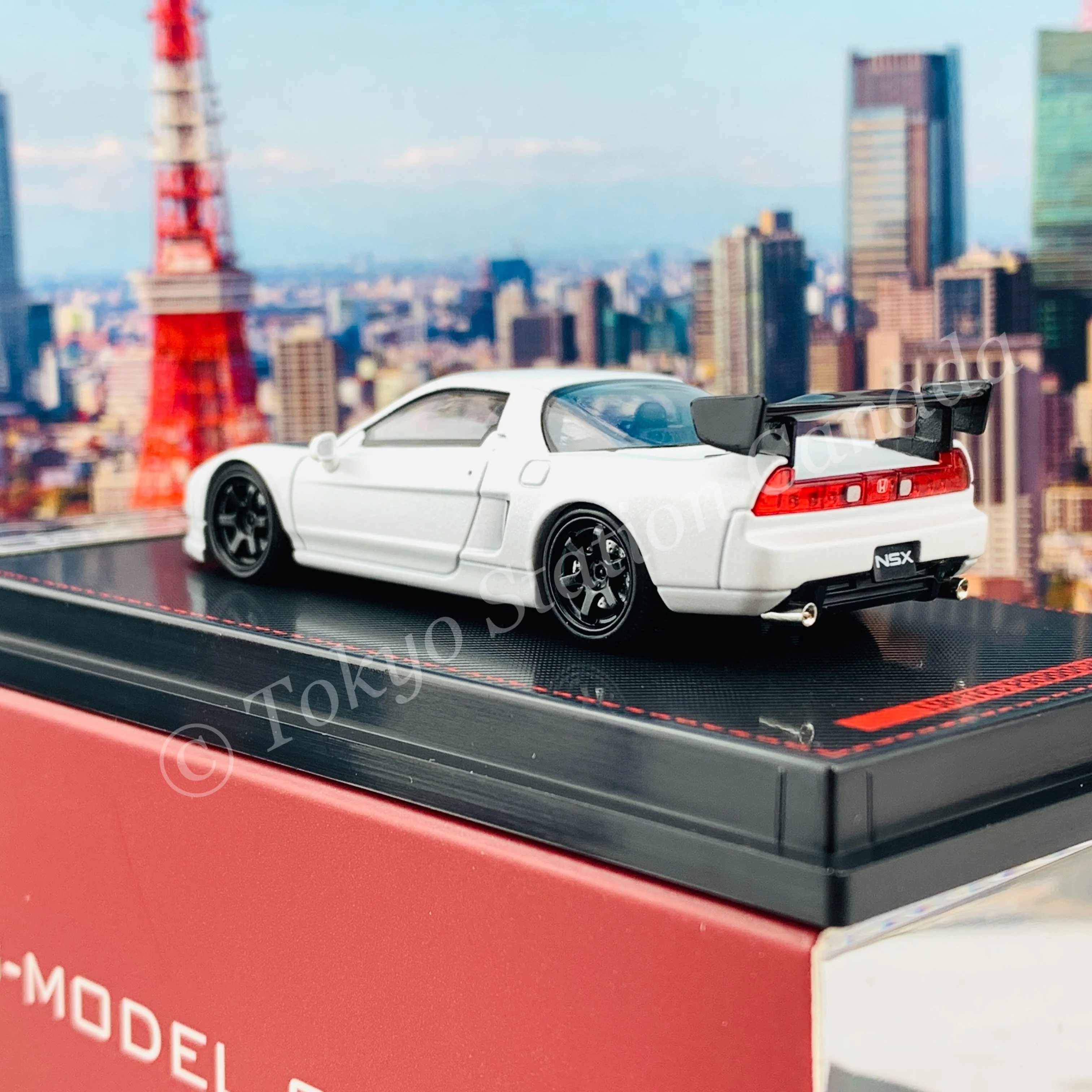 Ignition Model 1/64 Honda NSX (NA1) Matte Pearl White IG1939 - Image 5