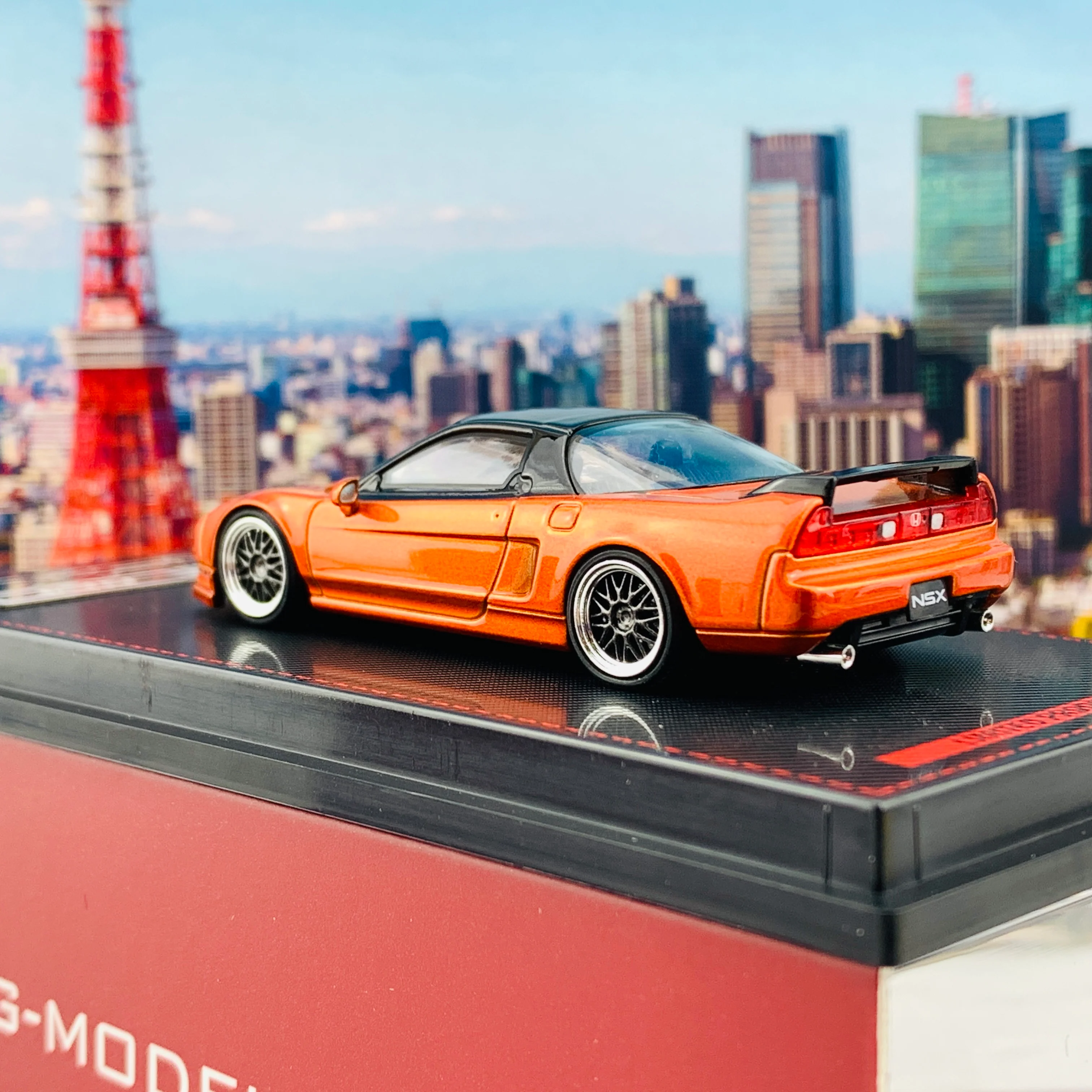 Ignition Model 1/64 Honda NSX (NA1) Orange Metallic IG1942 - Image 4