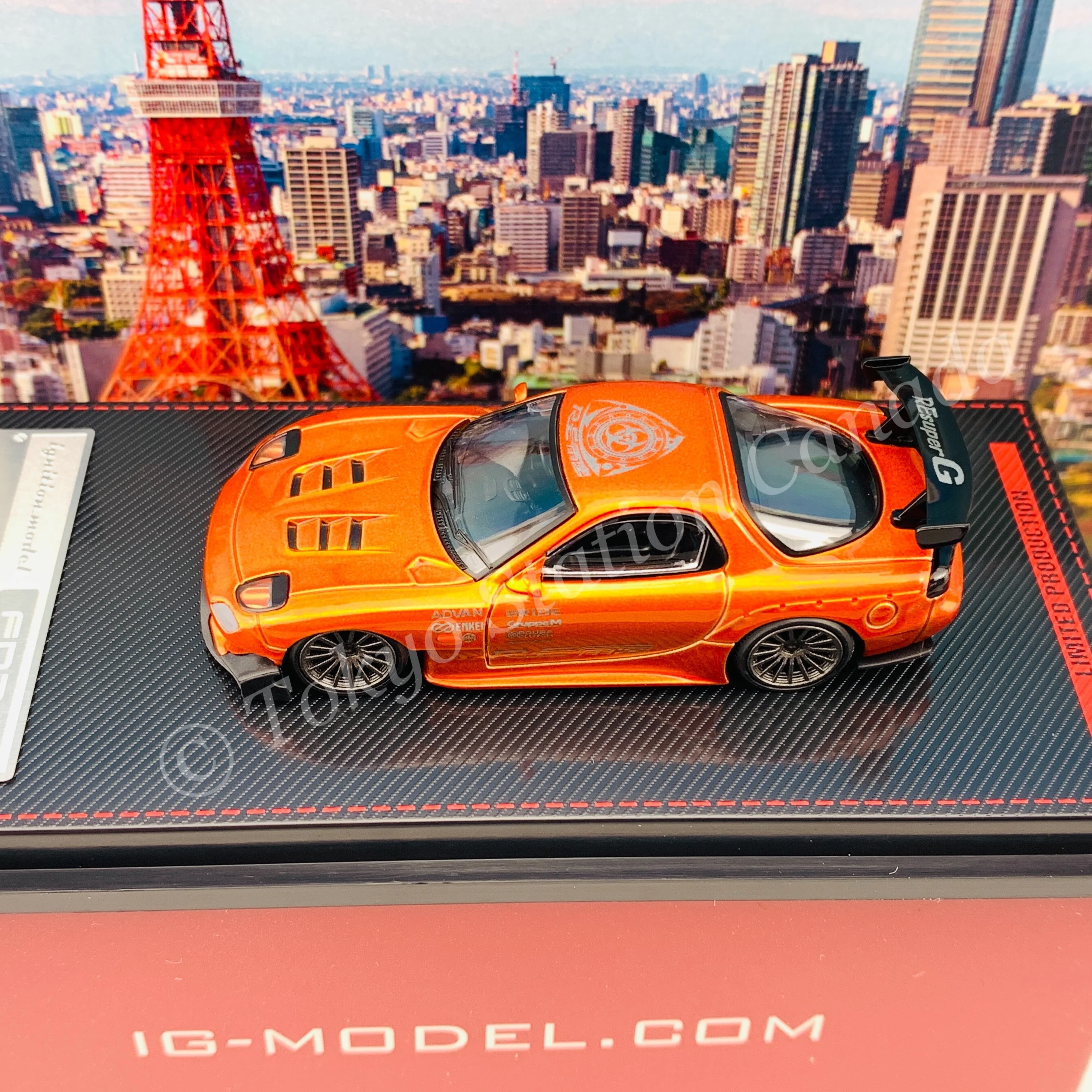 Ignition Model 1/64 Mazda RX7 (FD3S) RE Amemiya  Orange Metallic IG1950 - Image 4