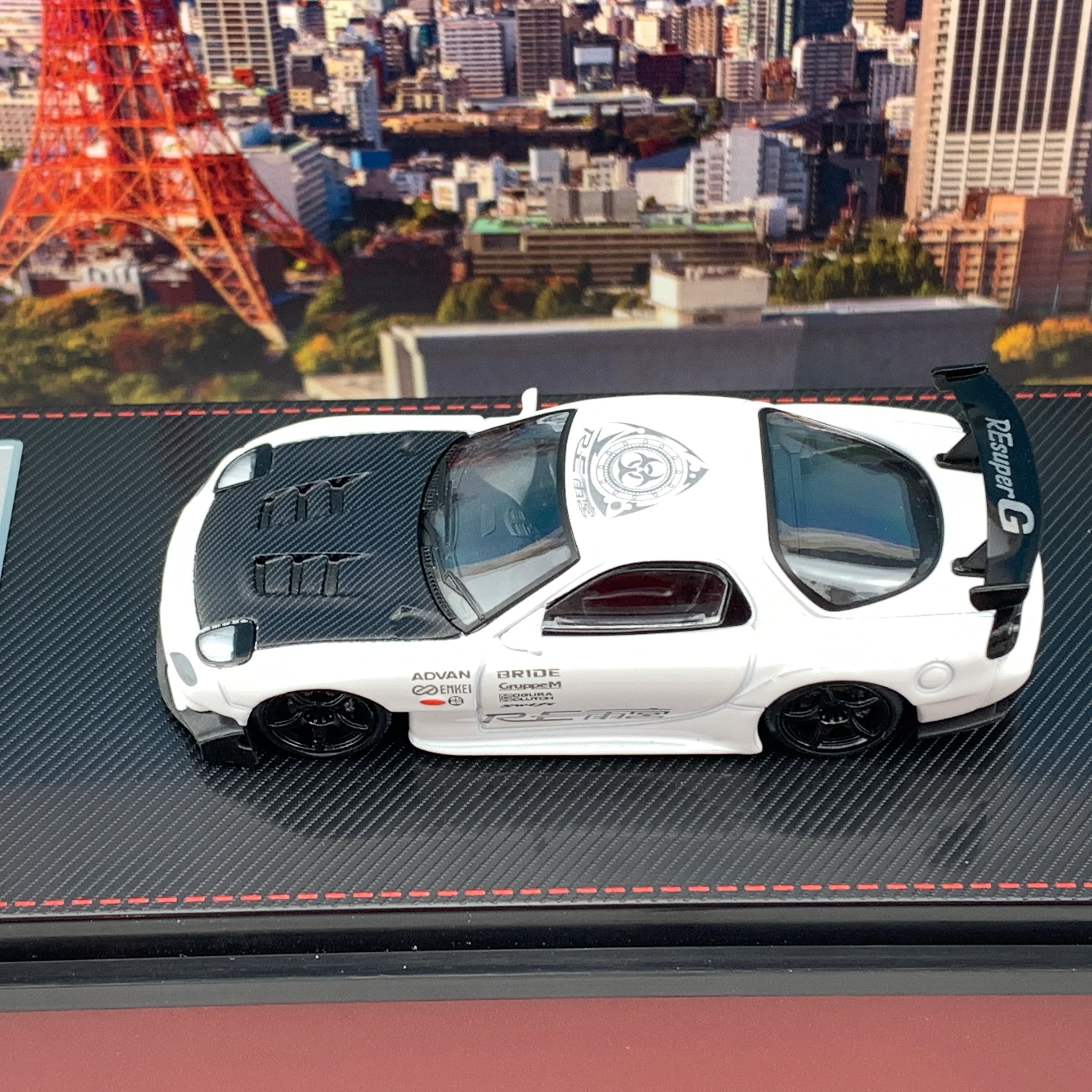 Ignition Model 1/64 Mazda RX7 FD3S RE Amemiya White IG1948 - Image 4
