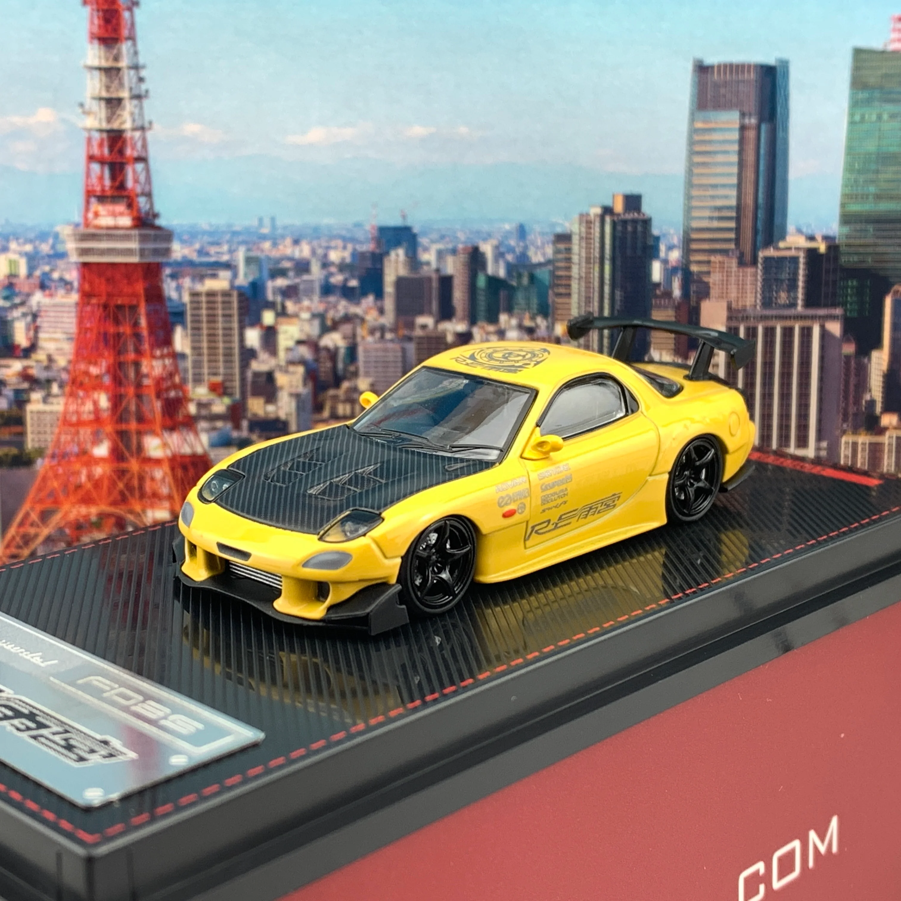 Ignition Model 1/64 Mazda RX7 FD3S RE Amemiya Yellow IG2064 - Image 2