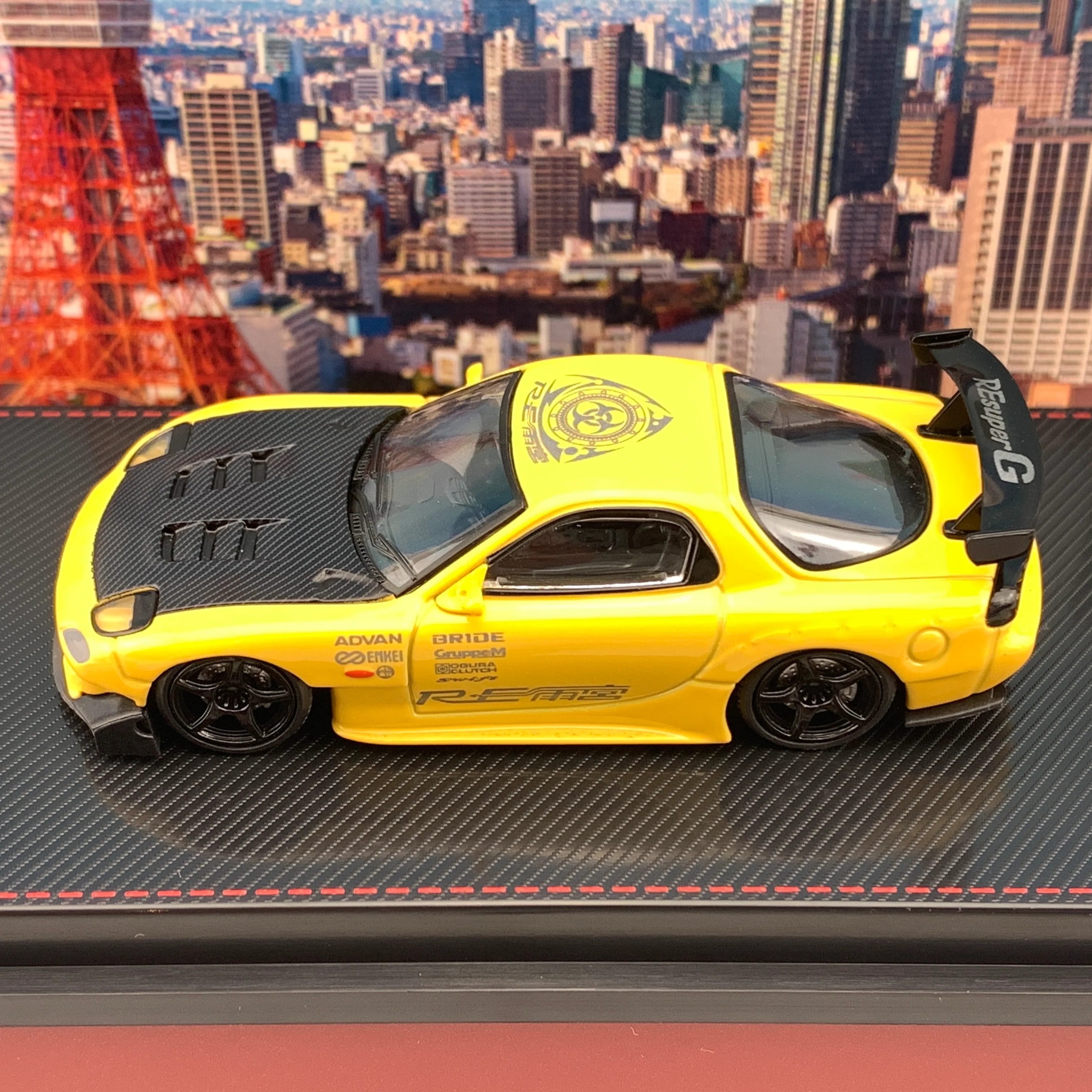 Ignition Model 1/64 Mazda RX7 FD3S RE Amemiya Yellow IG2064 - Image 4