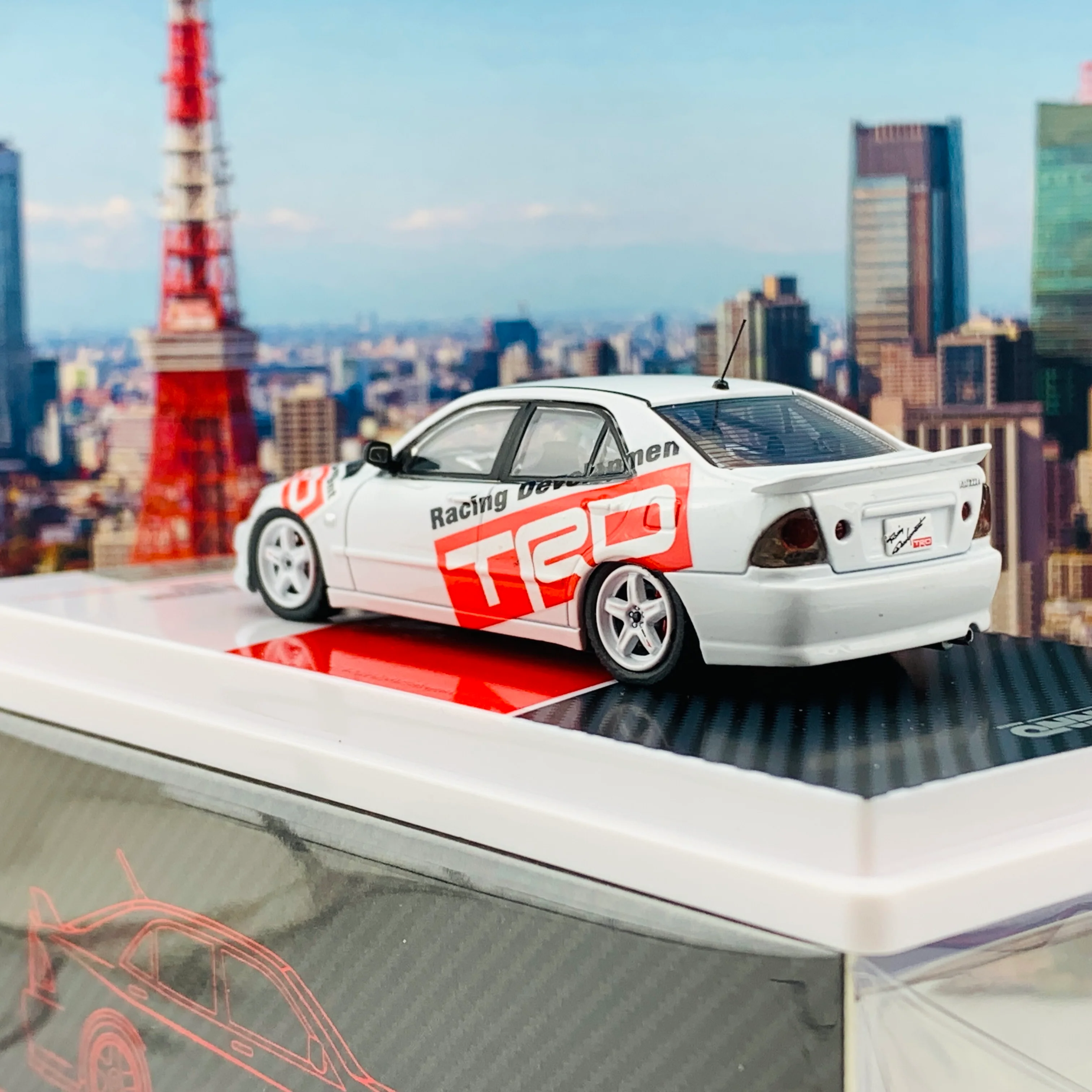 INNO64 1/64 Toyota Altezza Tuned by TRD IN64-RS200-TRD - Image 5