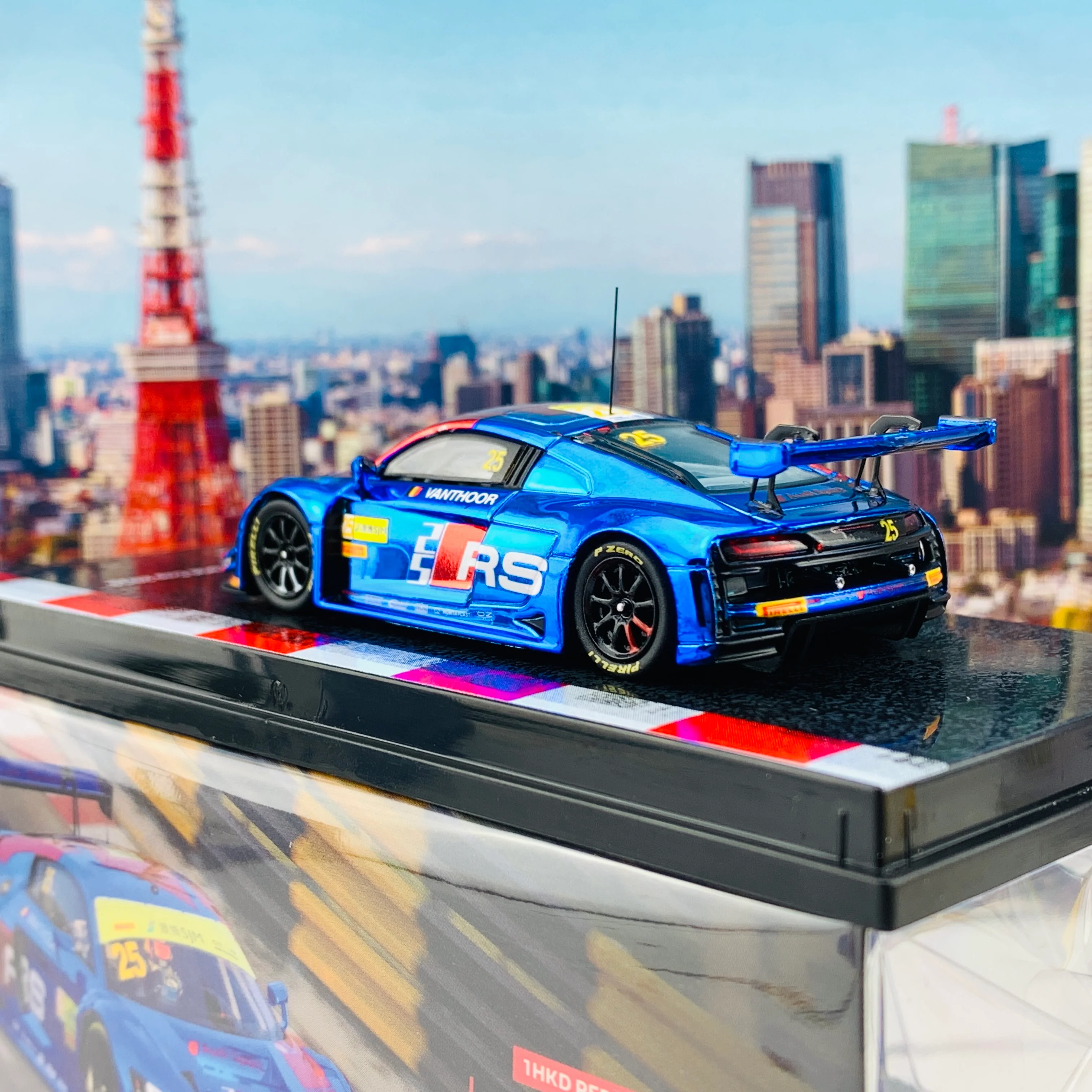 Tarmac Works 1/64 Audi R8 LMS 2019 Macau GT Cup FIA GT World Cup 2019 #25 - Macau GP 2020 Special Edition - HOBBY64 T64-013-19MGP25 - Image 4