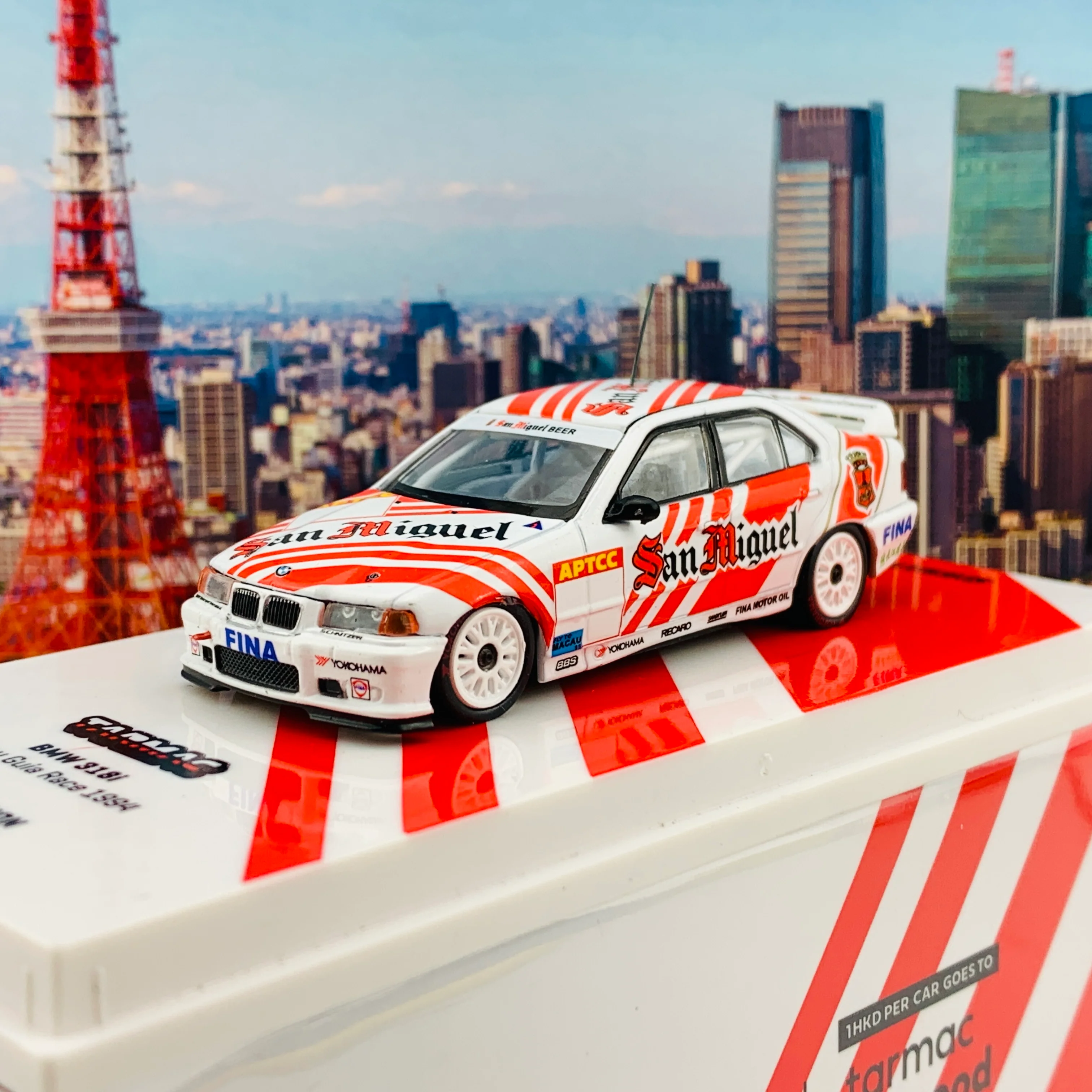 Tarmac Works 1/64 BMW 318i Macau Guia Race 1994 #2 - S. Soper #3 - C. Kwan  T64-034-94MGP02 - Image 2