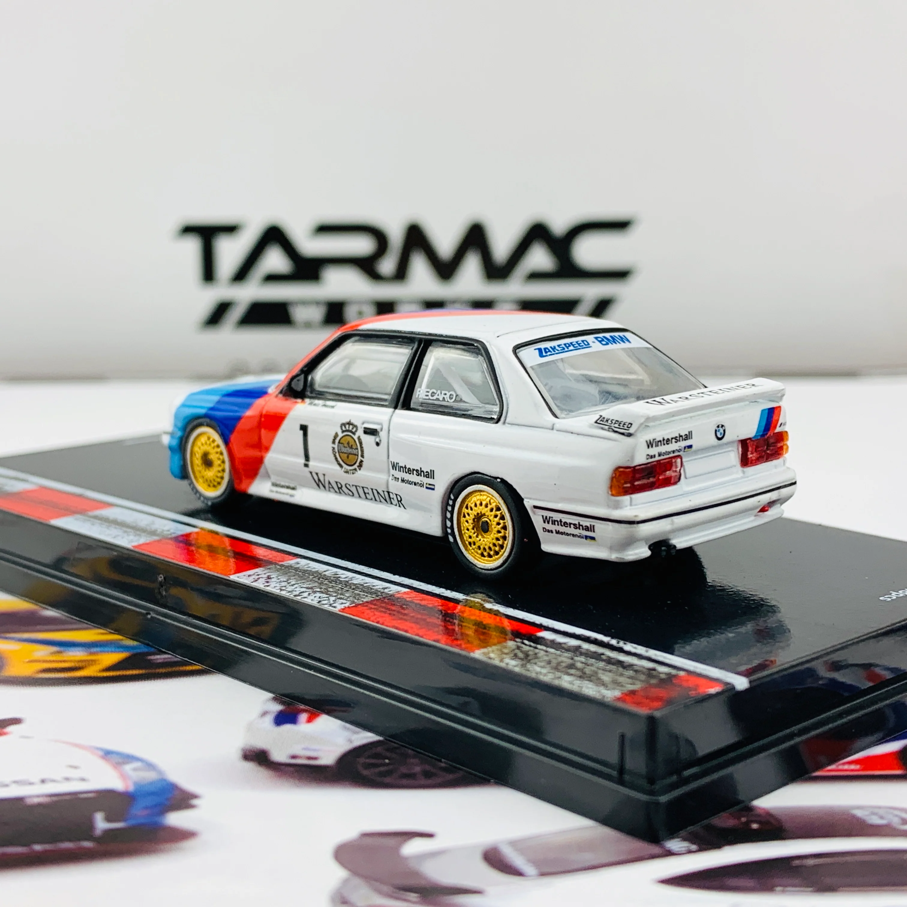 Tarmac Works 1/64 BMW M3 E30 DTM 1987 - Japan Special Edition  T64-009-87DTM01 - Image 5
