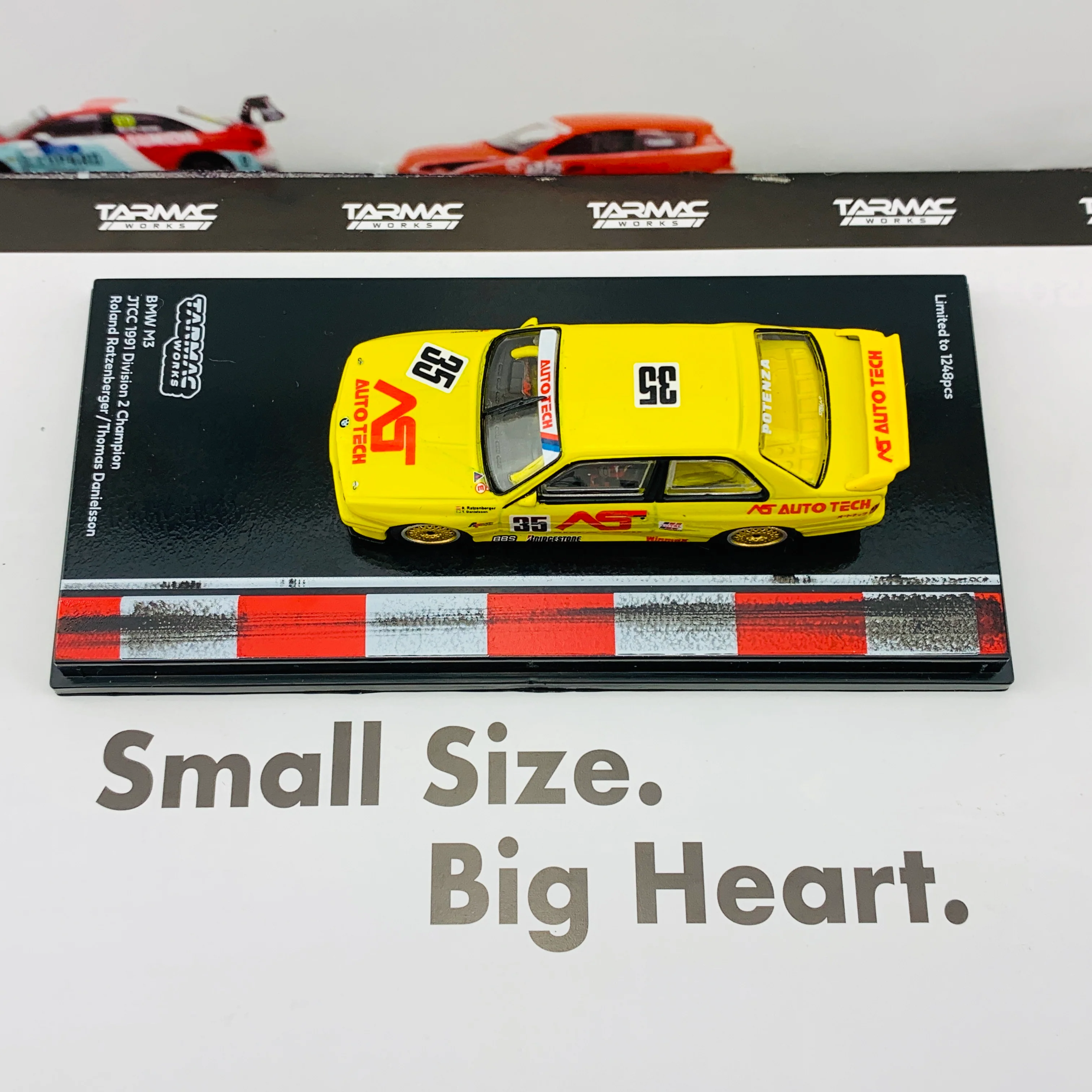 Tarmac Works 1/64 BMW M3 E30 JTCC 1991 Division 2 Champion - Japan Special Edition T64-009-91JCTCC35 - Image 5