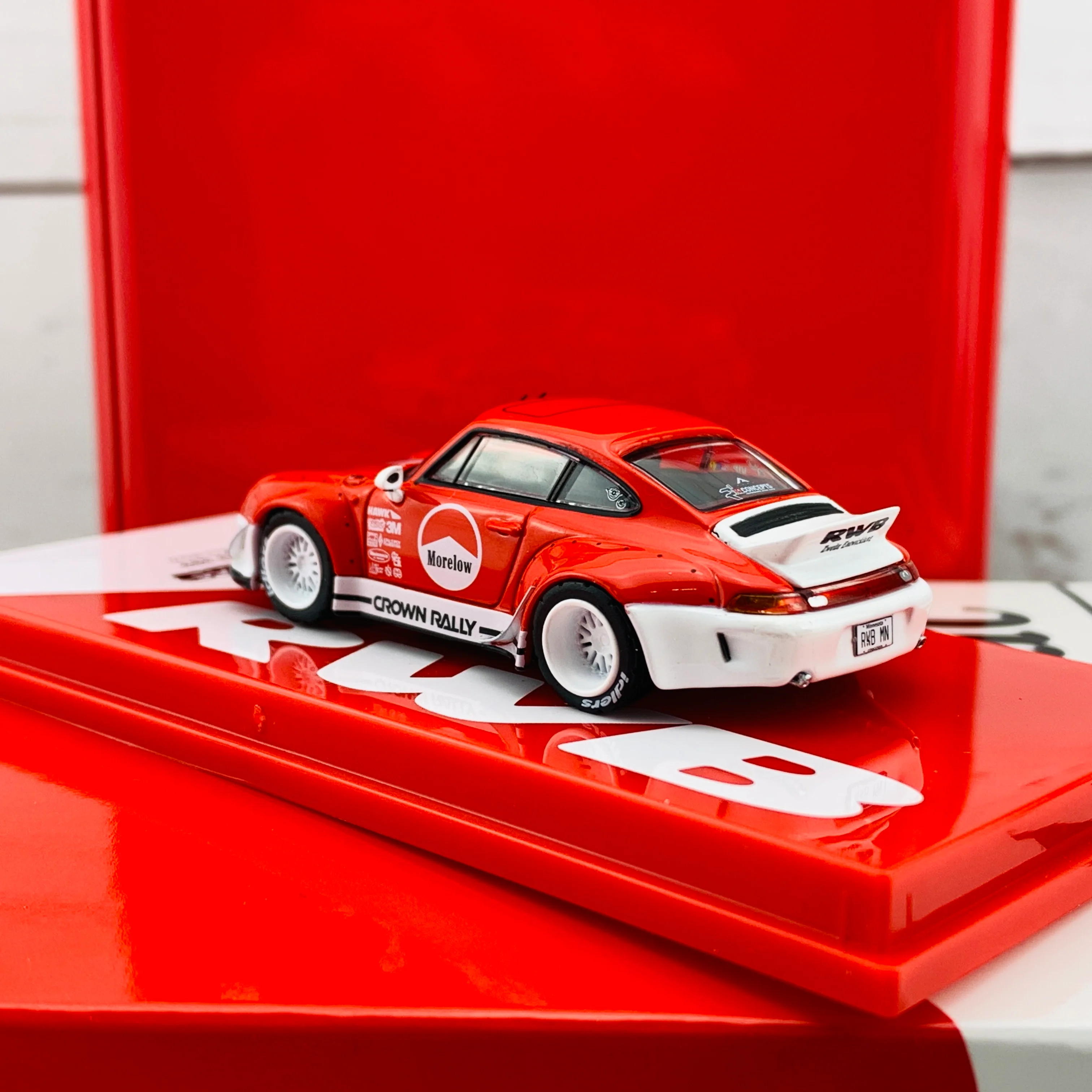 Tarmac Works 1/64 RWB 993 Morelow with Oil Can - MiniCar Fest Hong Kong Special Edition - HOBBY64 T64-017-ML - Image 5