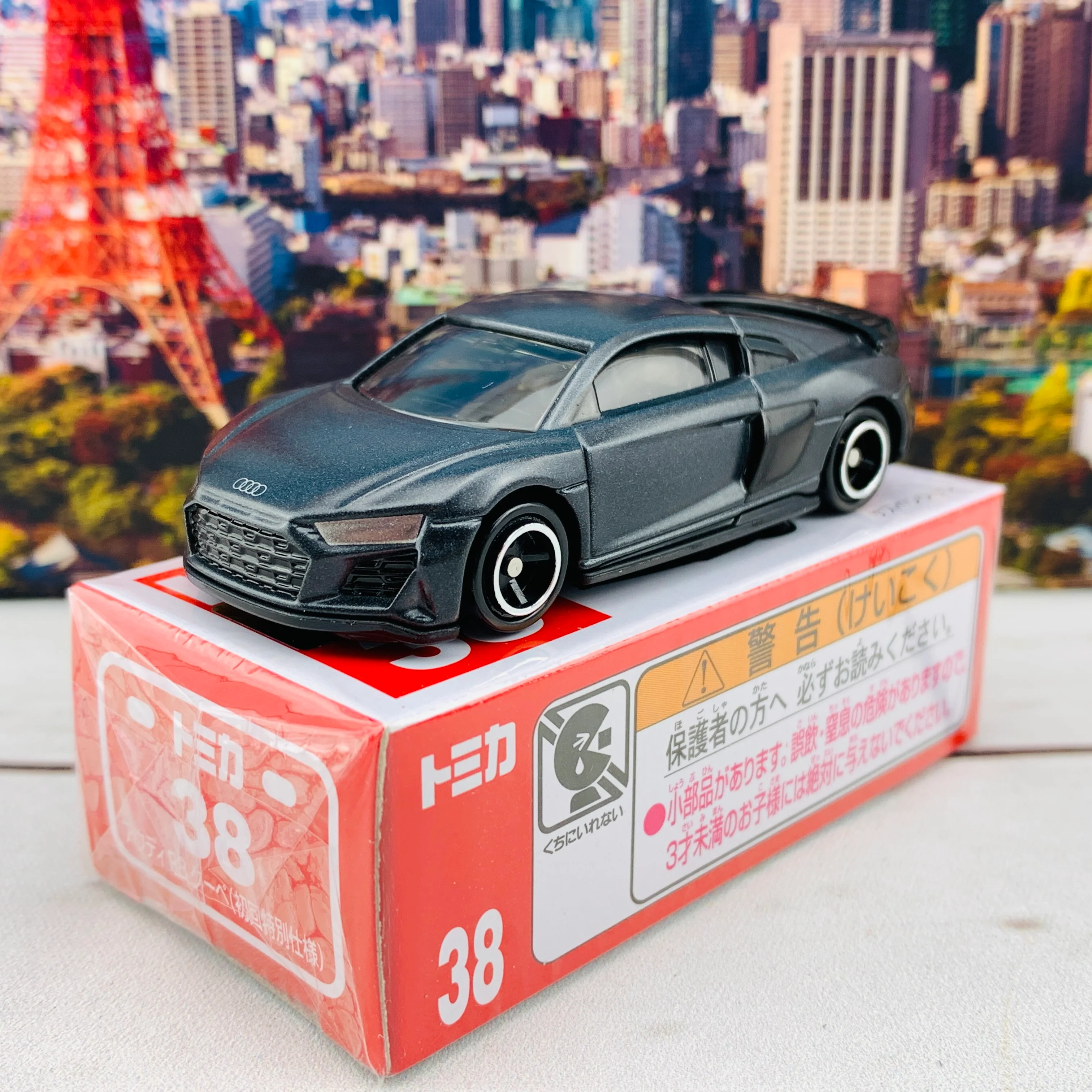 TOMICA 38 Audi R8 Coupe First Edition 初回特別仕様 - Image 2