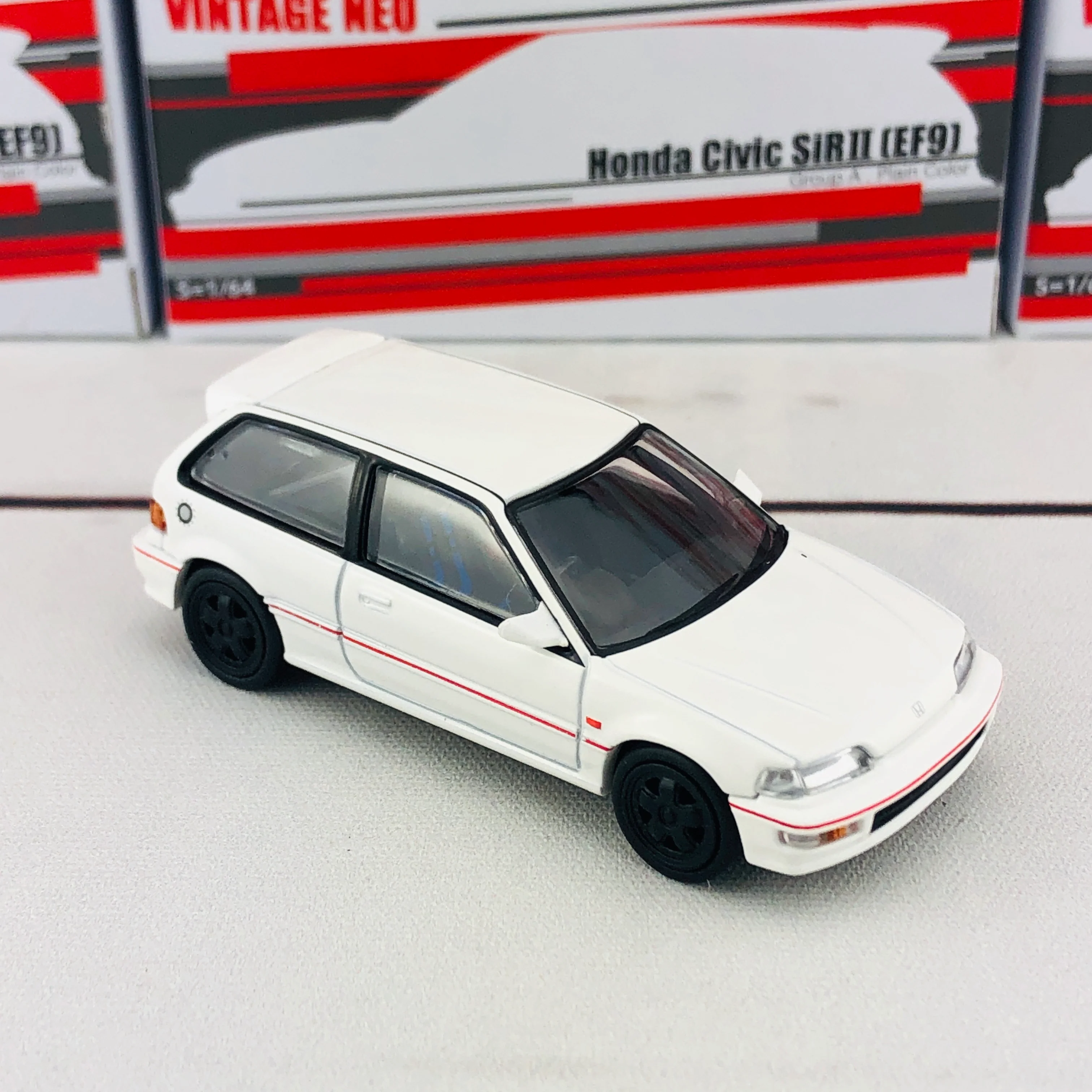 Tomytec Tomica Limited Vintage Neo 1/64 Honda Civic SiR II (EF9) Group A Plain Color Hong Kong Exclusive White - Image 6