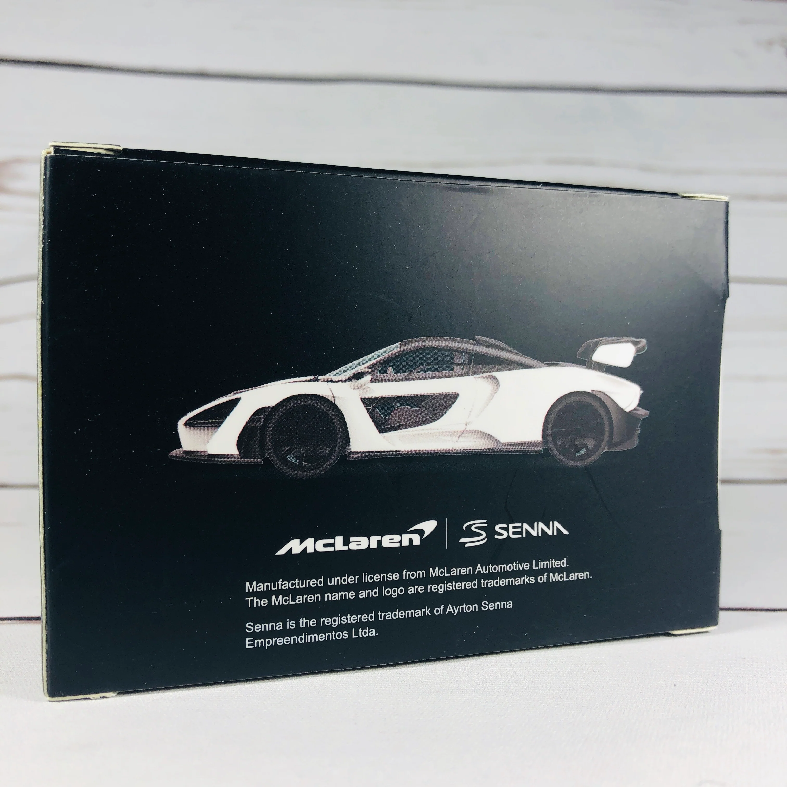 MINI GT McLaren Senna White RHD (Hong Kong Exclusive) MGT00019-R - Image 3