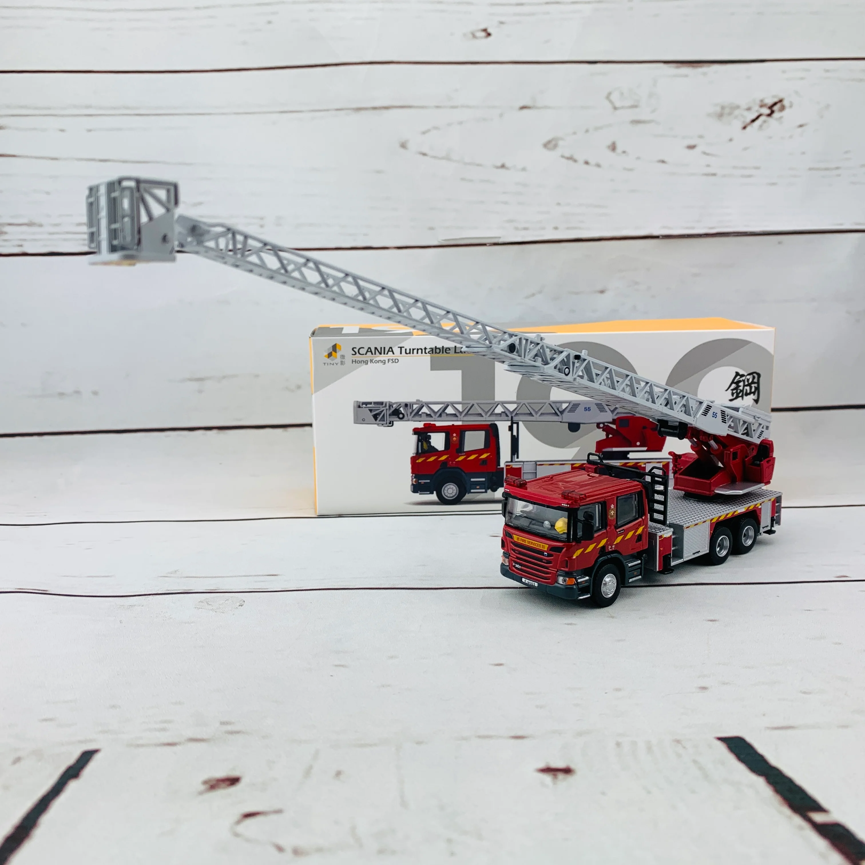 1/76 Tiny 微影 199 Scania HKFSD Turntable Ladder 55m (F6003) 消防處旋轉台鋼梯車 55米 ATC64677 - Image 5
