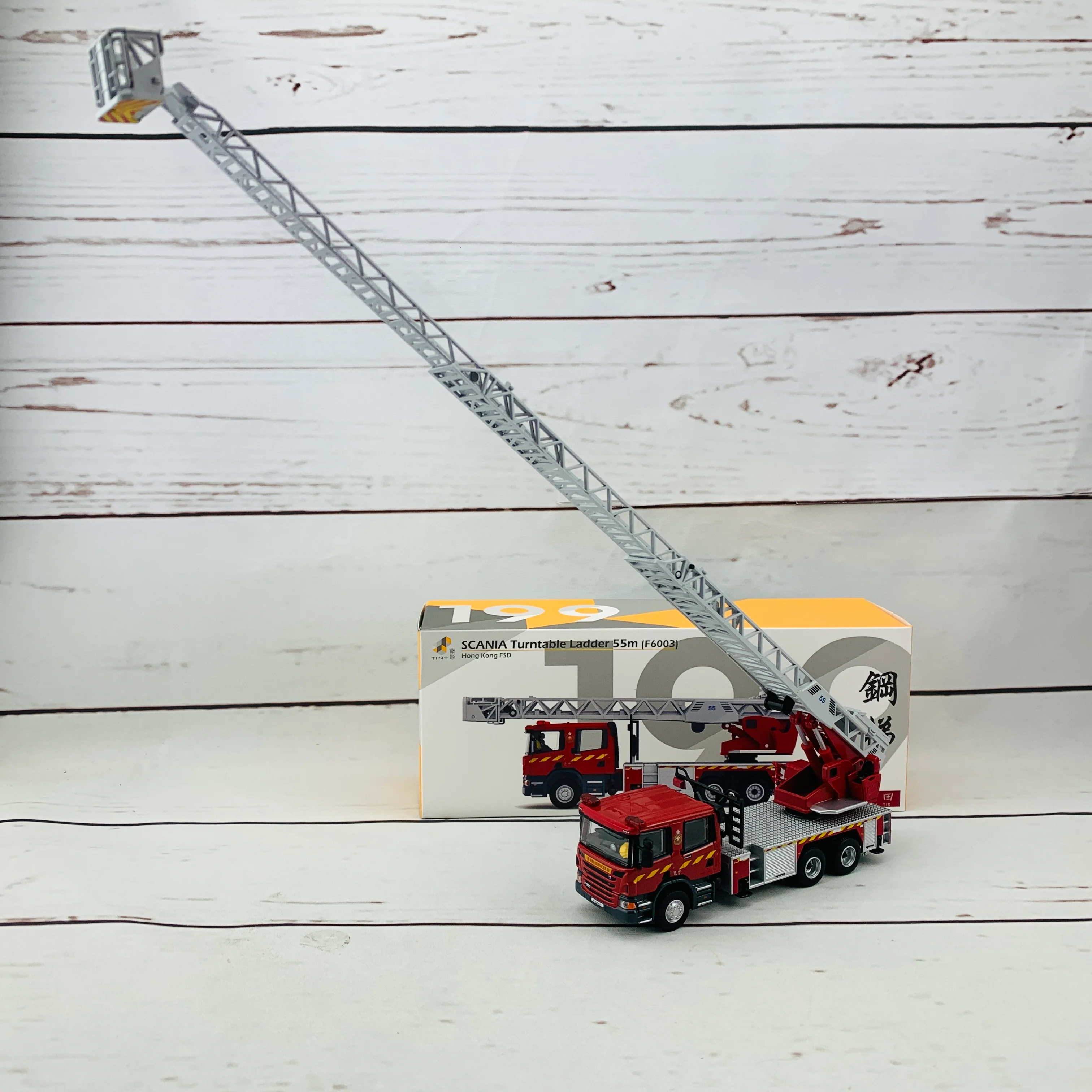 1/76 Tiny 微影 199 Scania HKFSD Turntable Ladder 55m (F6003) 消防處旋轉台鋼梯車 55米 ATC64677 - Image 6