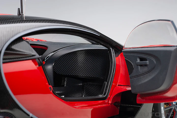 AUTOart 1/18 BUGATTI VISION GRAN TURISMO (RED/BLACK CARBON) 70988 - Image 10