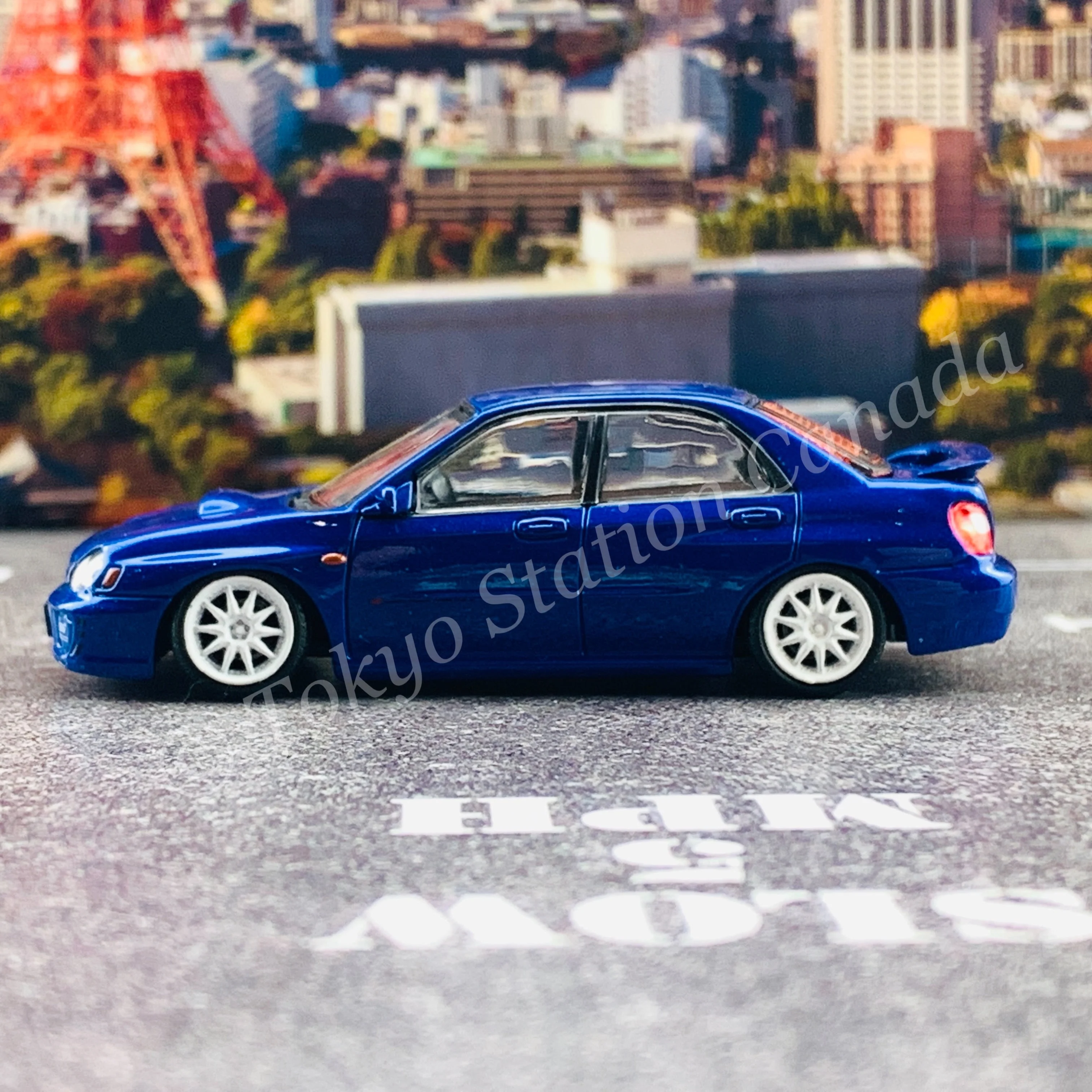 BM CREATIONS JUNIOR 1/64 Subaru Impreza WRX STi 2001 BLUE LHD with Extra Wheel Set and Lowering Parts 64B0079 - Image 6