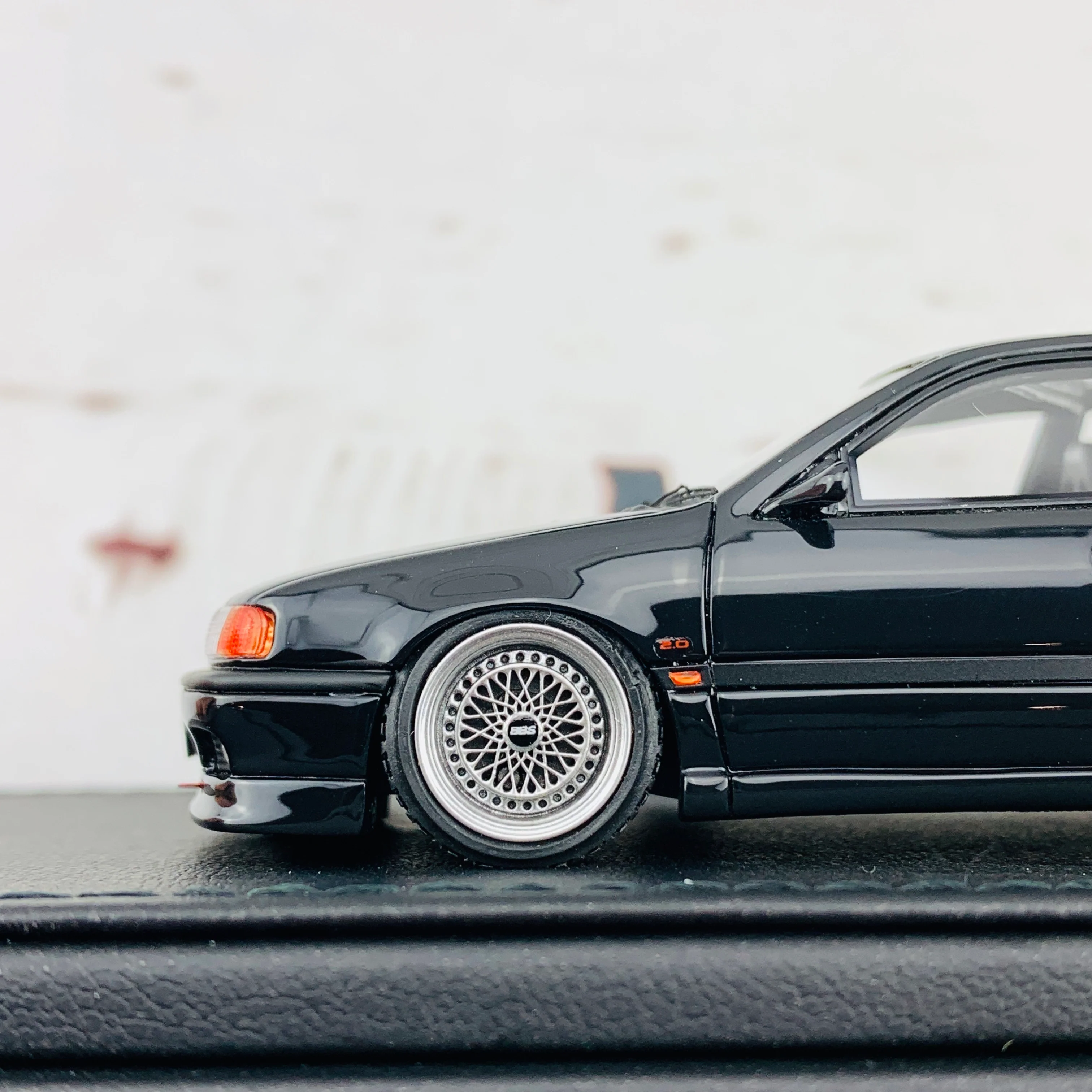 Ignition Model 1/43 Nissan Primera P10 2.0Te Black IG1851 - Image 3