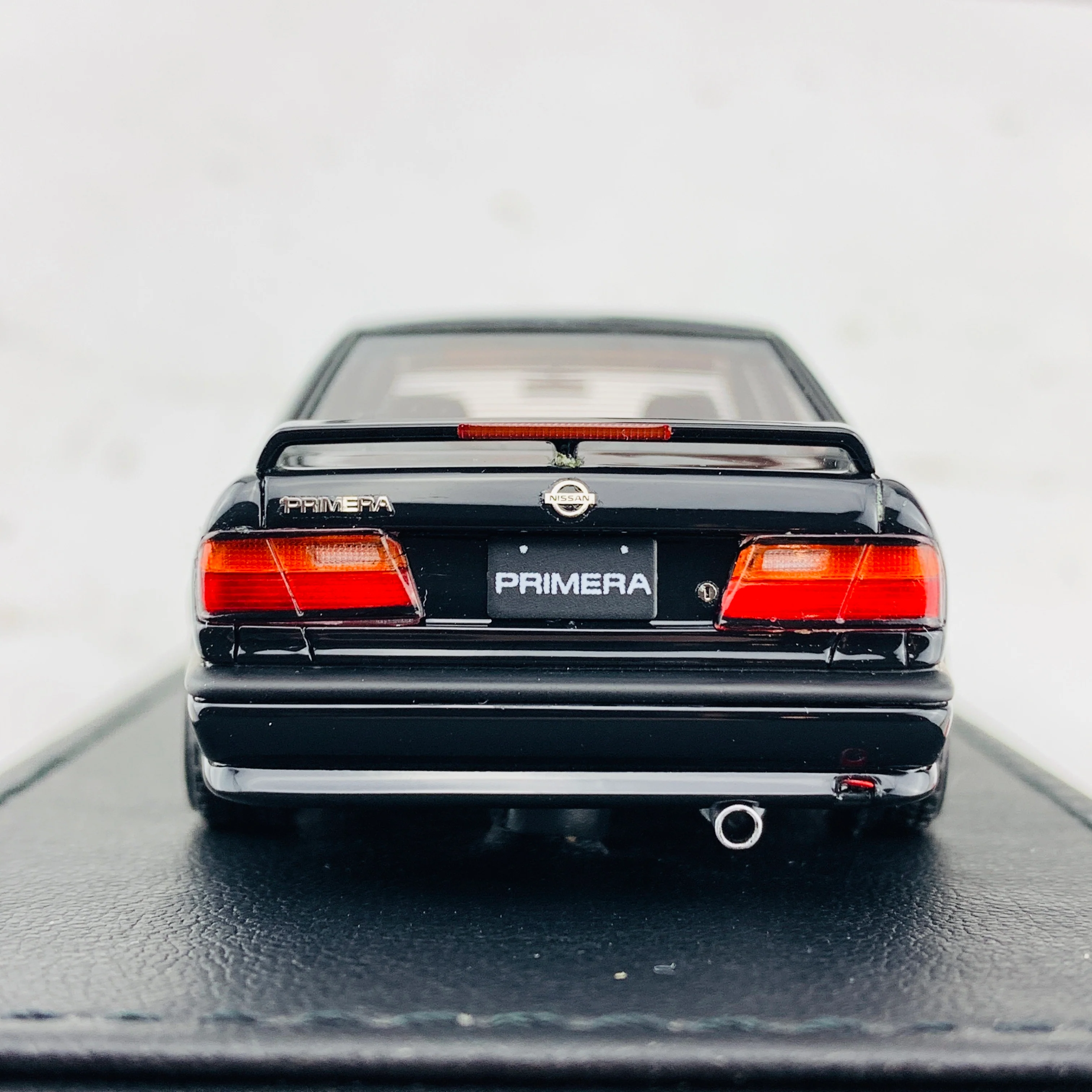 Ignition Model 1/43 Nissan Primera P10 2.0Te Black IG1851 - Image 5