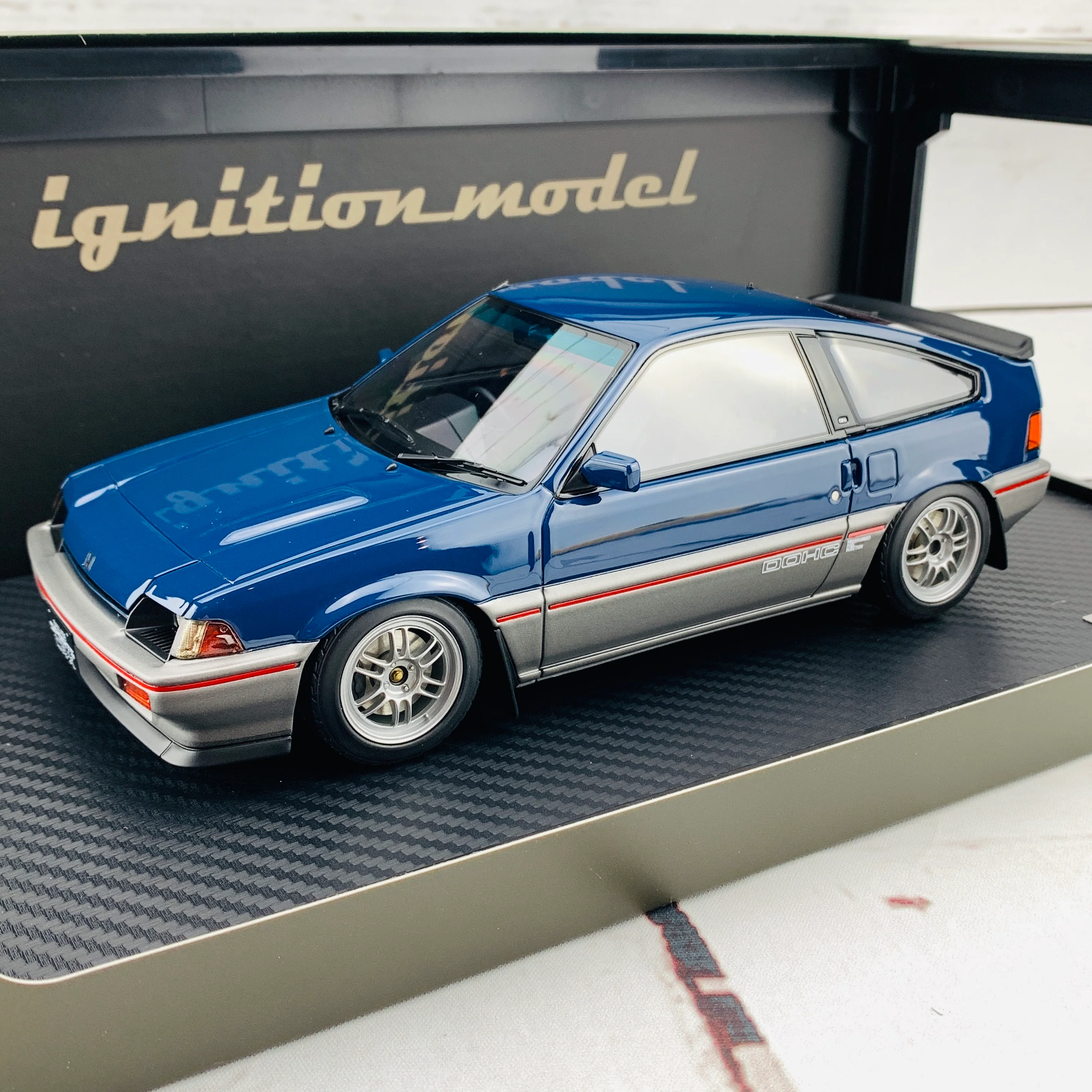 Ignition Model 1/18 Honda BALLADE SPORTS CRX Si (E-AS) Blue/Silver IG1628 - Image 2