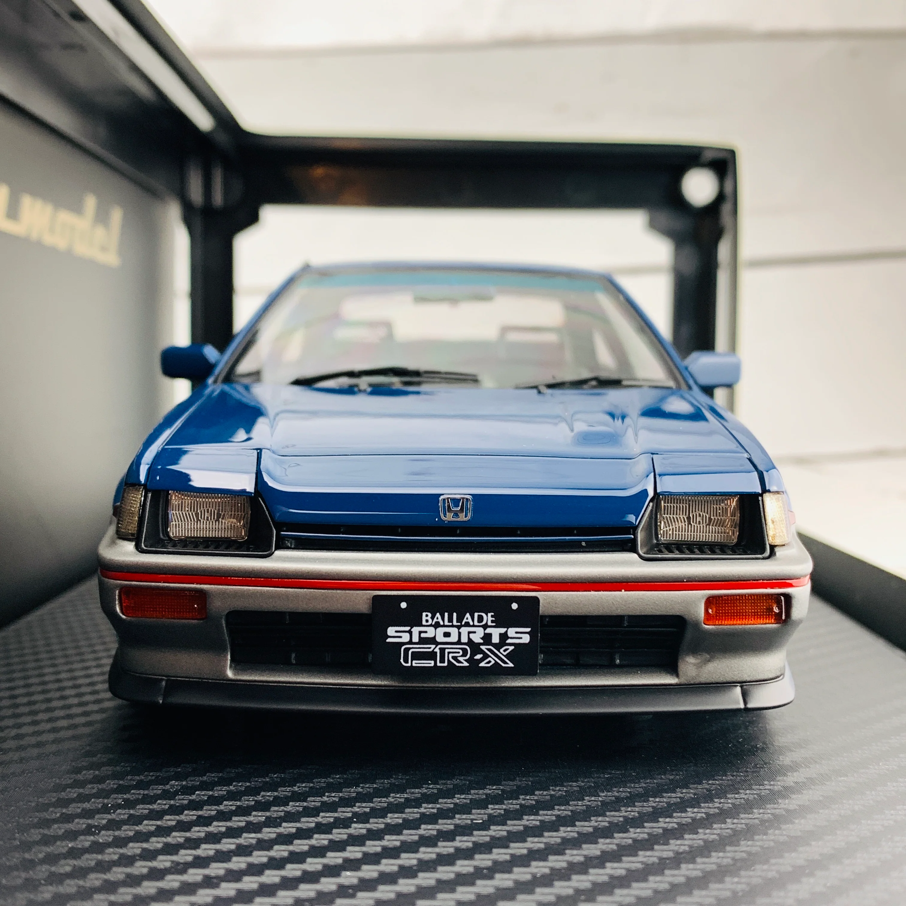 Ignition Model 1/18 Honda BALLADE SPORTS CRX Si (E-AS) Blue/Silver IG1628 - Image 6