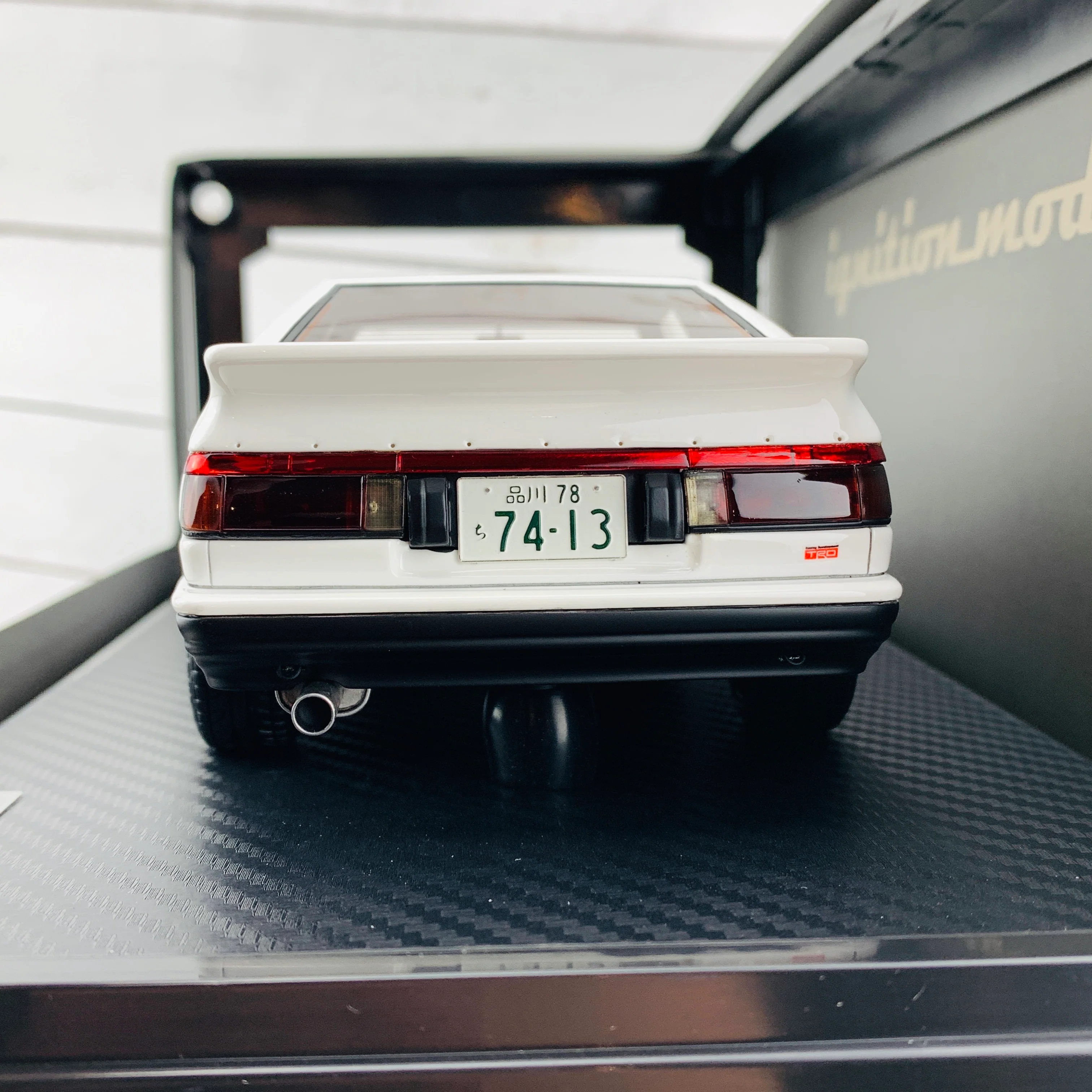 Ignition Model 1/18 Toyota Sprinter Trueno AE86 3 Door TK-Street Early Version White IG1772 - Image 6