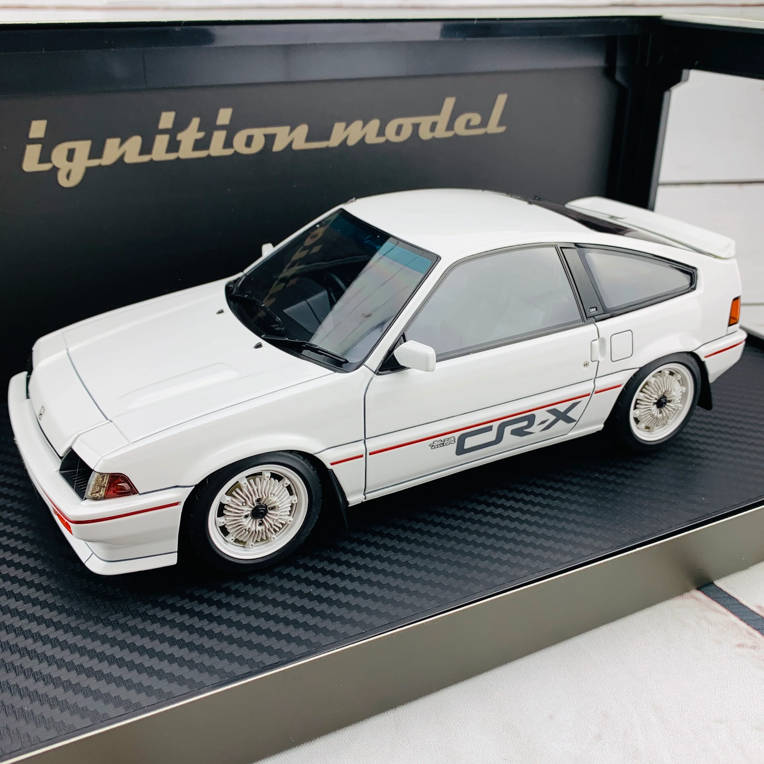 Ignition Model 1/18 Honda BALLADE SPORTS CRX Si (E-AS) White IG1629 - Image 3