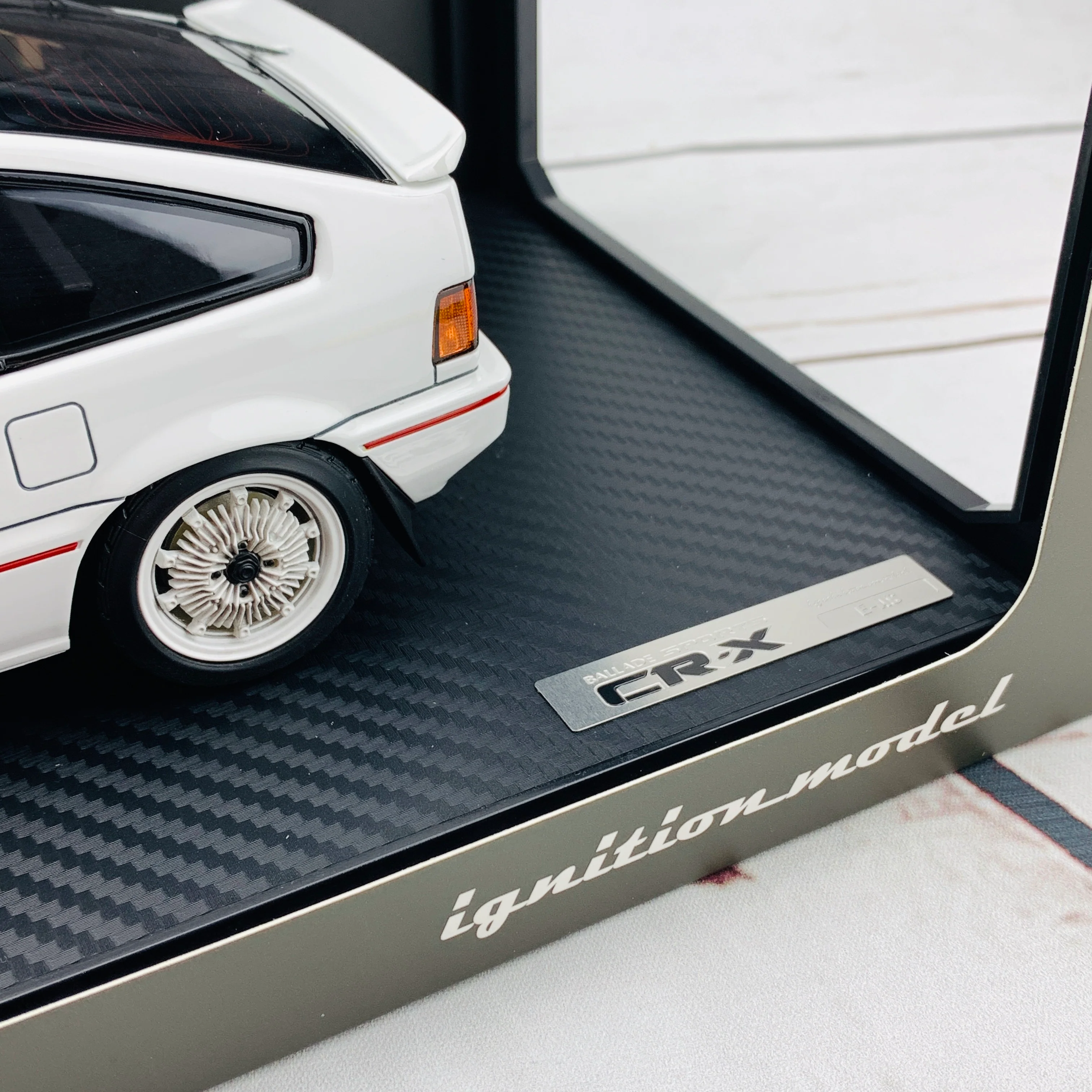 Ignition Model 1/18 Honda BALLADE SPORTS CRX Si (E-AS) White IG1629 - Image 4