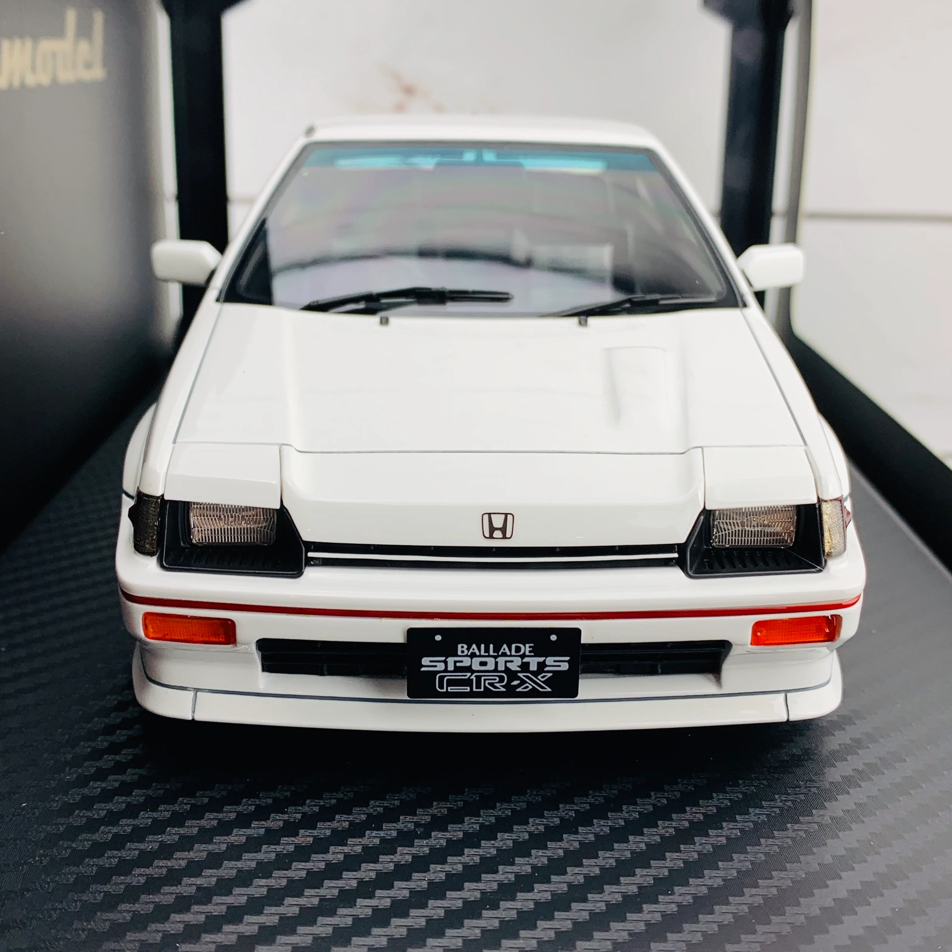 Ignition Model 1/18 Honda BALLADE SPORTS CRX Si (E-AS) White IG1629 - Image 5
