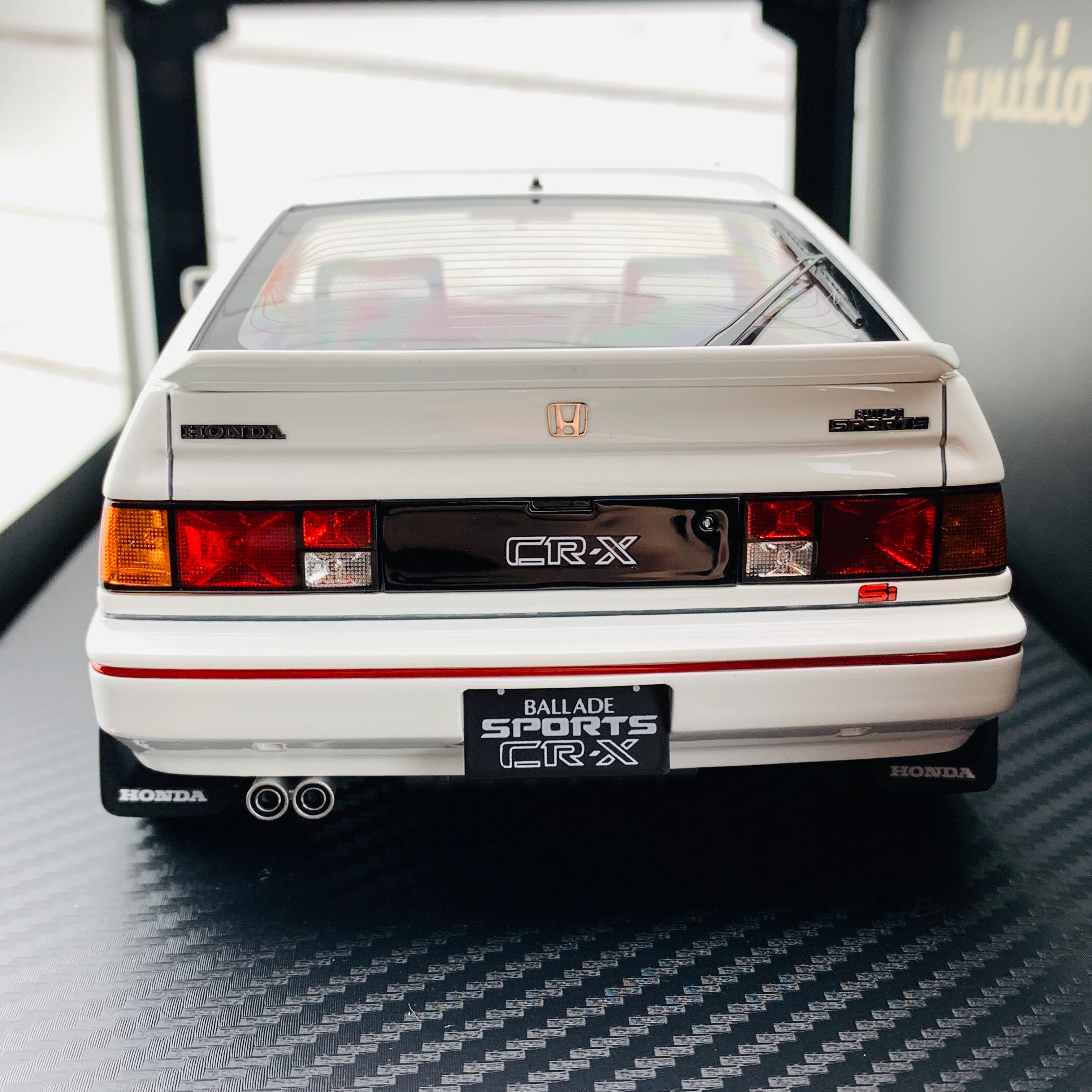Ignition Model 1/18 Honda BALLADE SPORTS CRX Si (E-AS) White IG1629 - Image 6