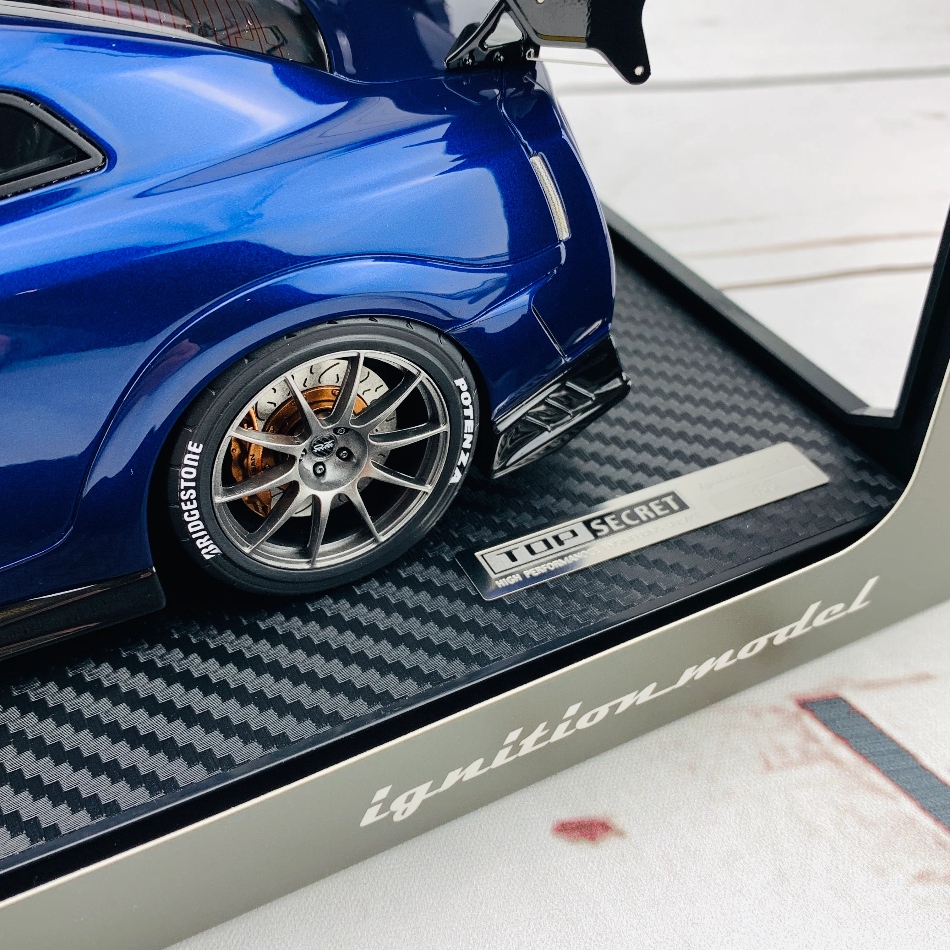 Ignition Model 1/18 TOP SECRET Nissan GTR R35 Blue Metallic IG1535 - Image 4