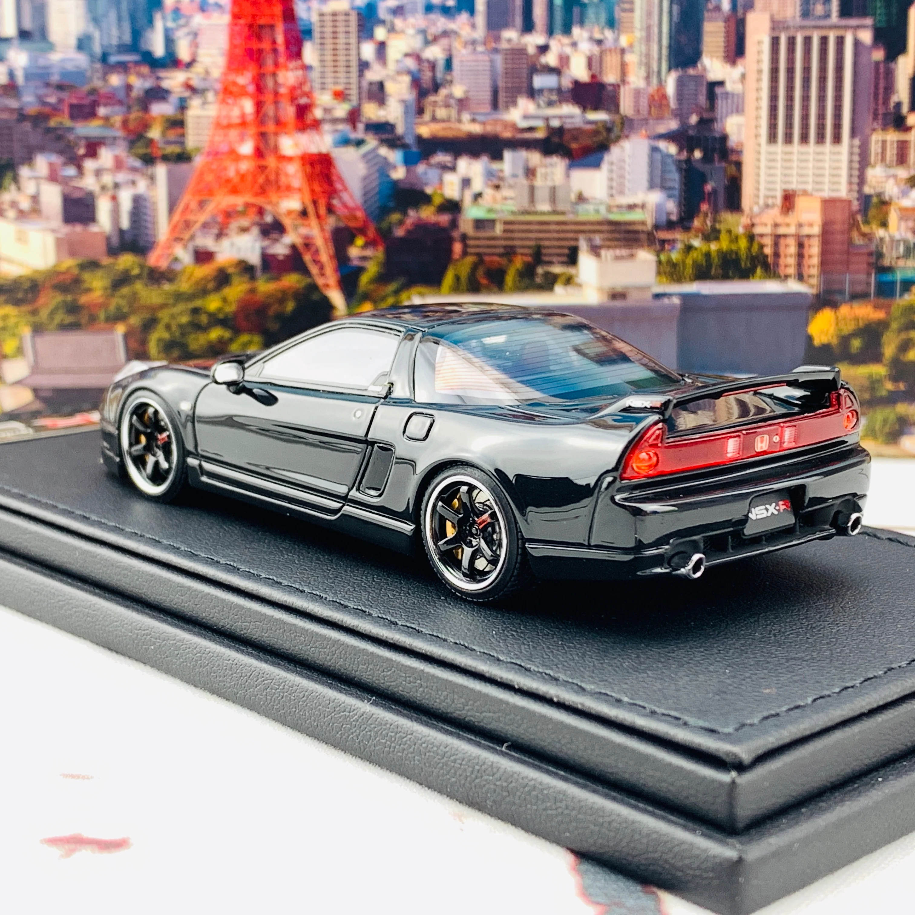 Ignition Model 1/43 Honda NSX-R (NA2) Black IG1364 - Image 5